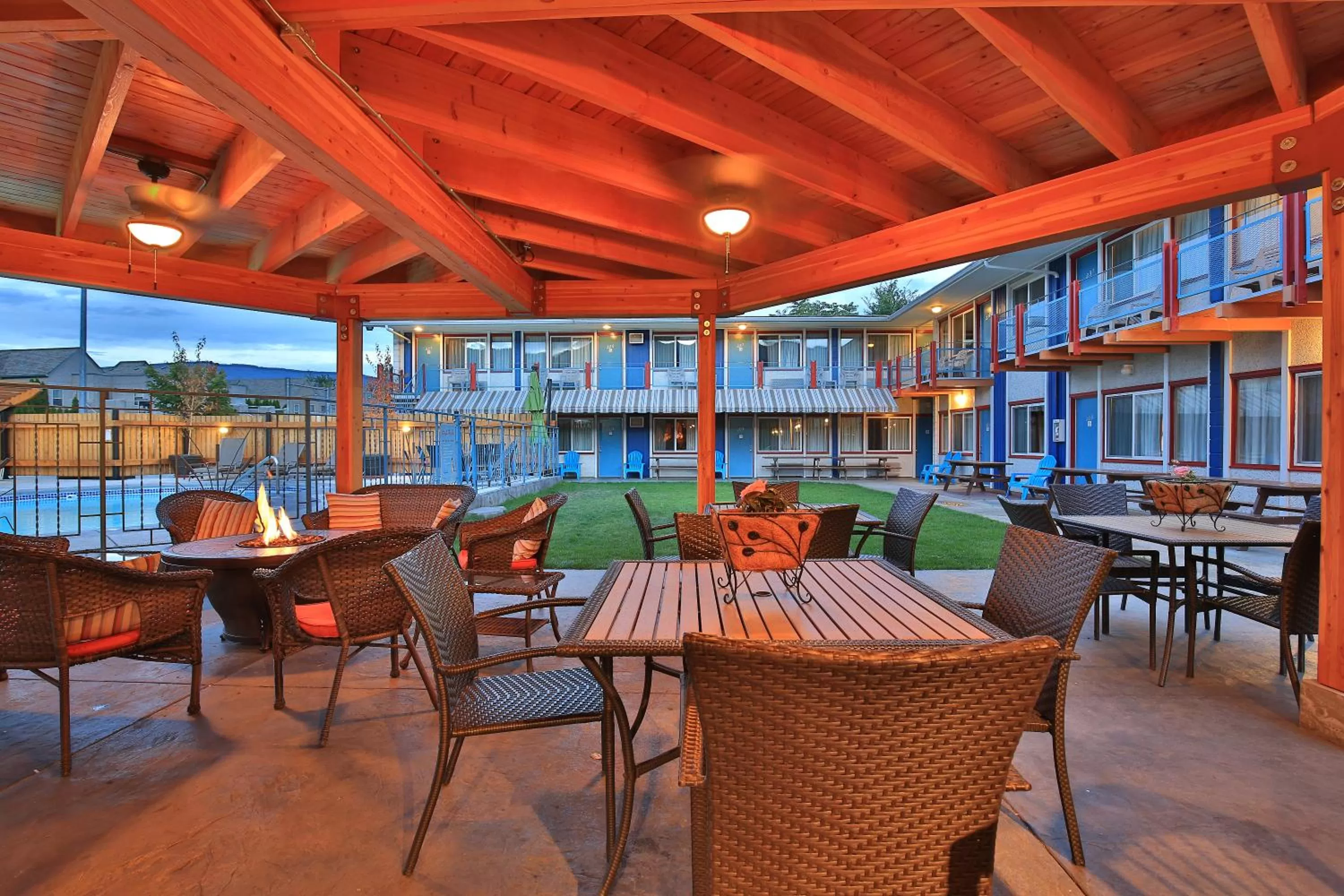 Patio in Bowmont Motel