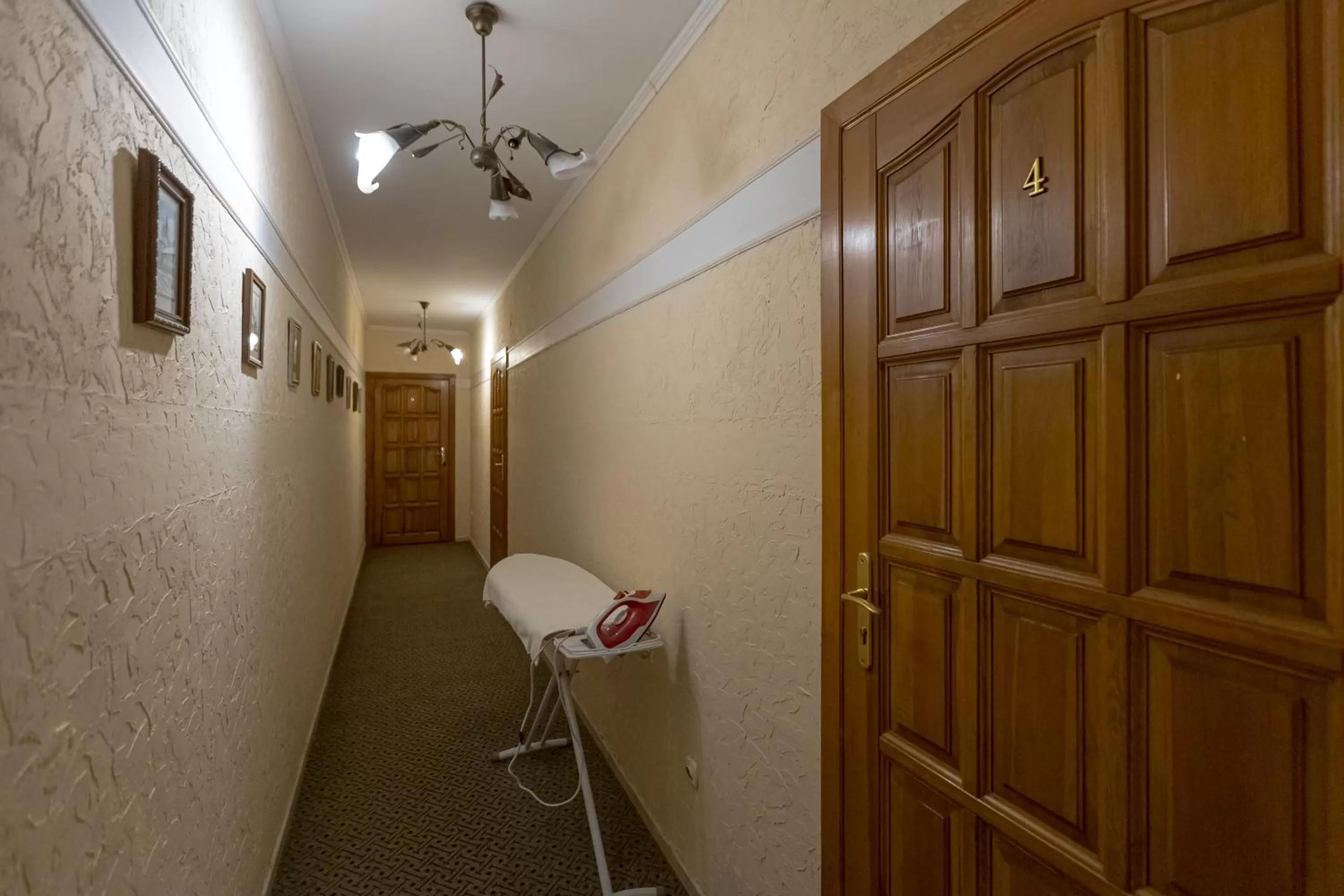 Decorative detail in Staryi Krakiv