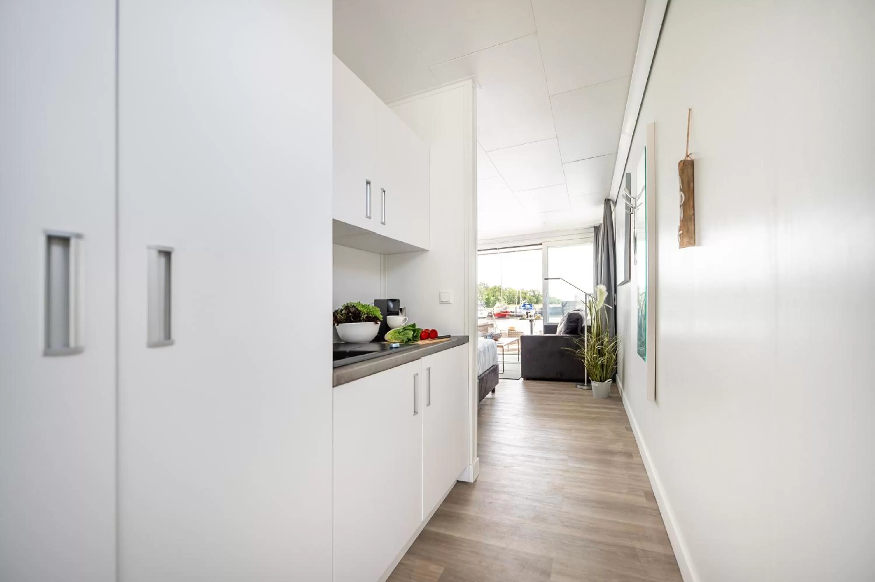 Coffee/tea facilities in Marina Martinshafen