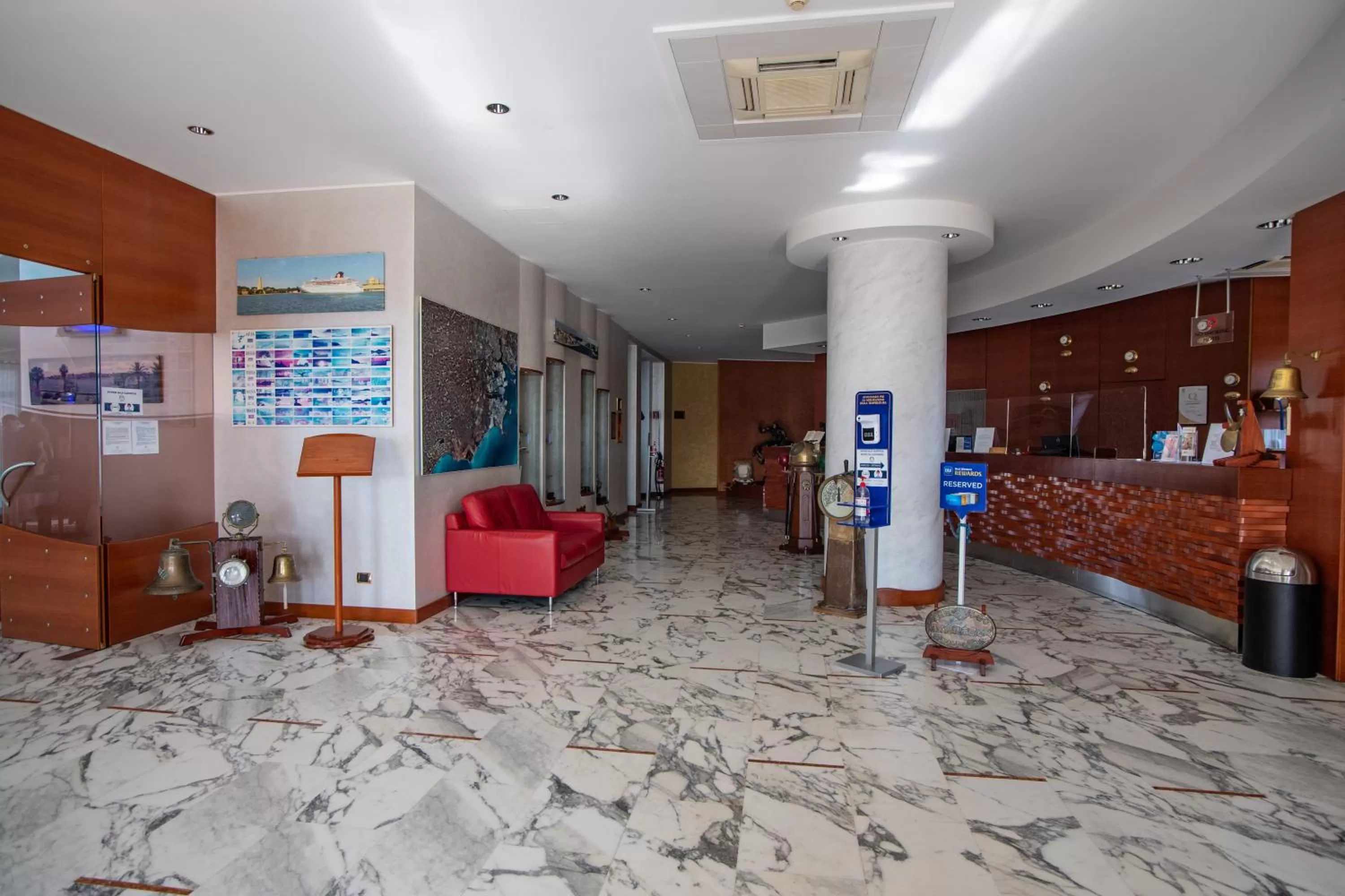 Lobby or reception in Best Western Hotel Nettuno