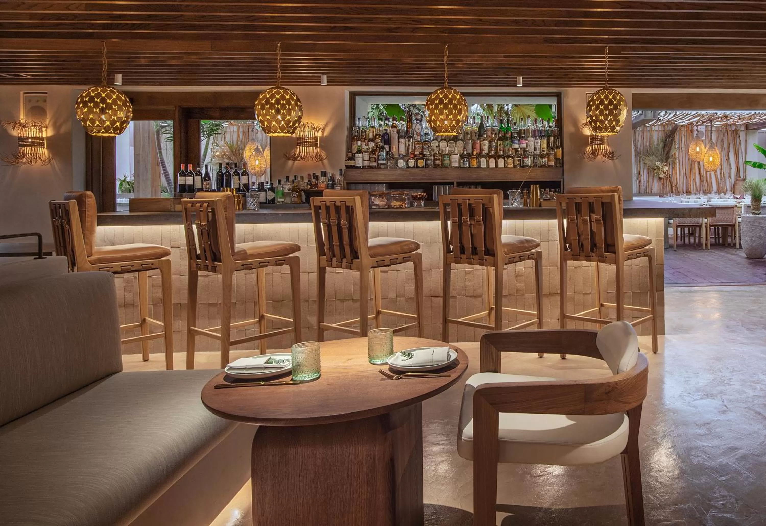 Restaurant/places to eat in Mondrian Los Angeles