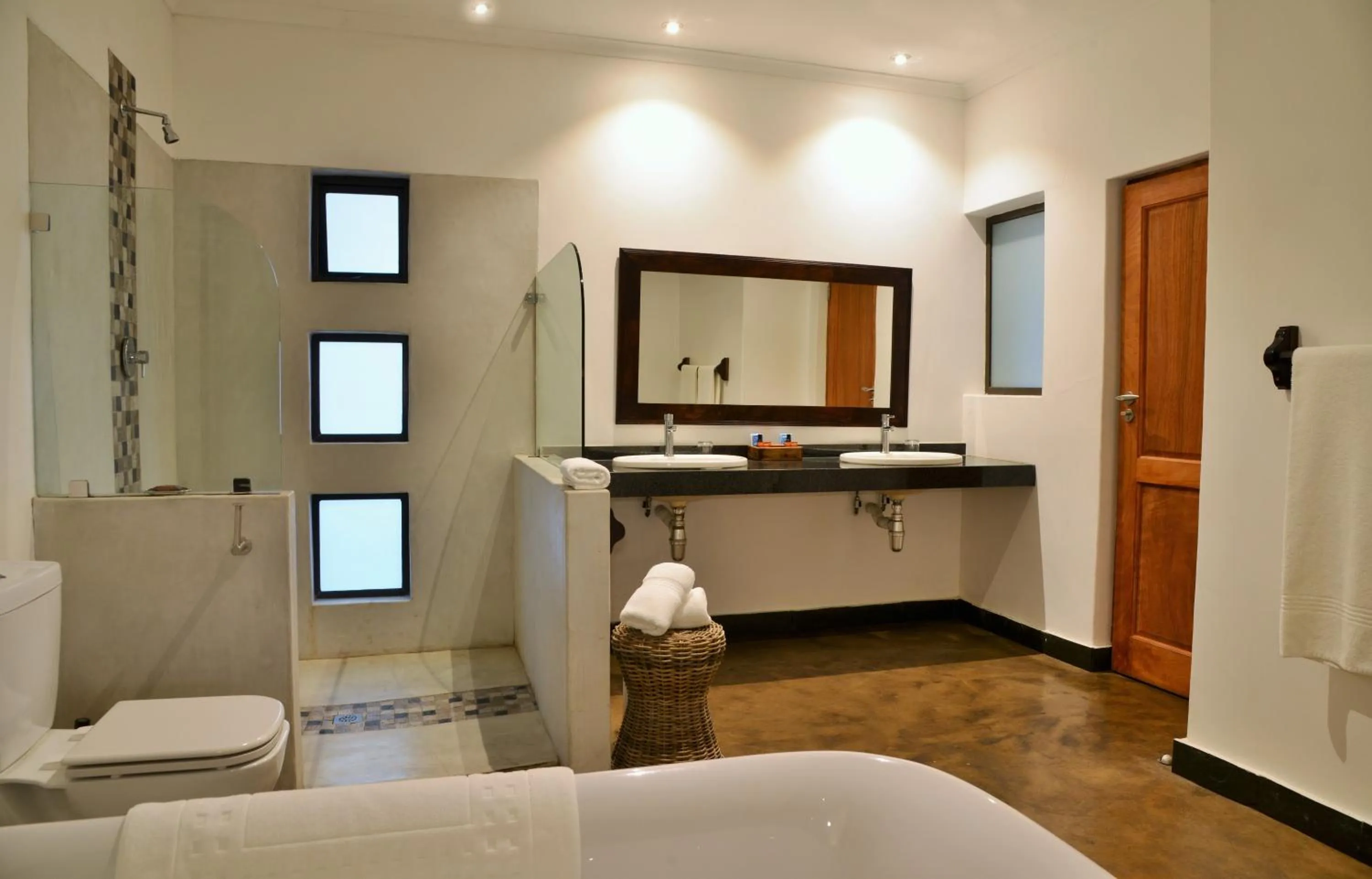 Shower in Bushveld Terrace Safari Hotel, Lodge & Spa