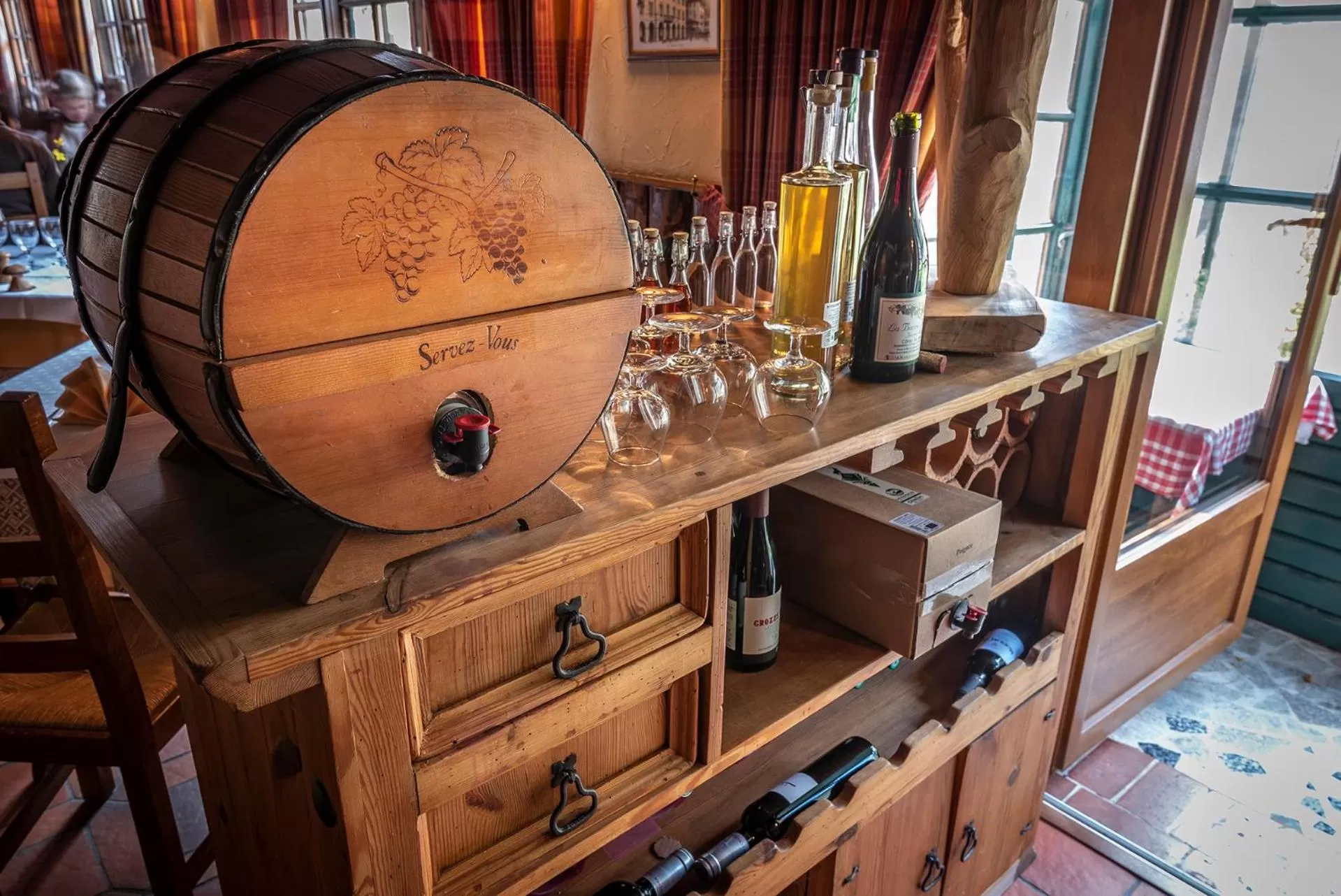 Restaurant/places to eat in Hotel La Bonne Auberge