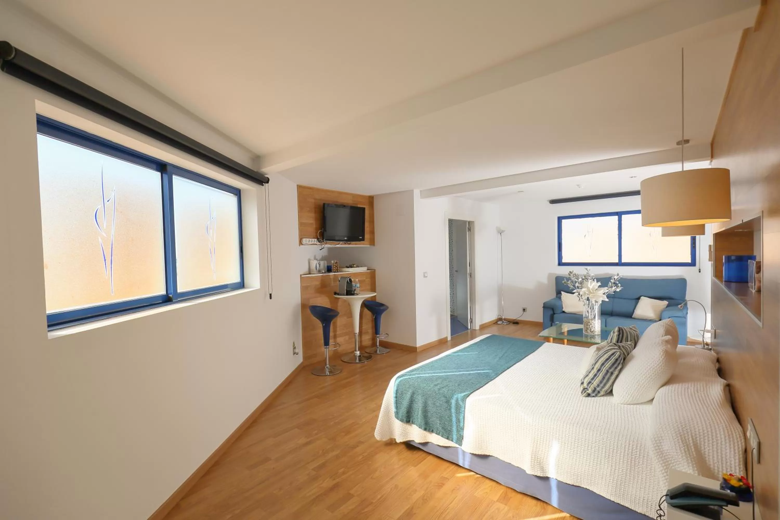 Photo of the whole room, Bed in Hotel Fetiche Alojamiento con Encanto