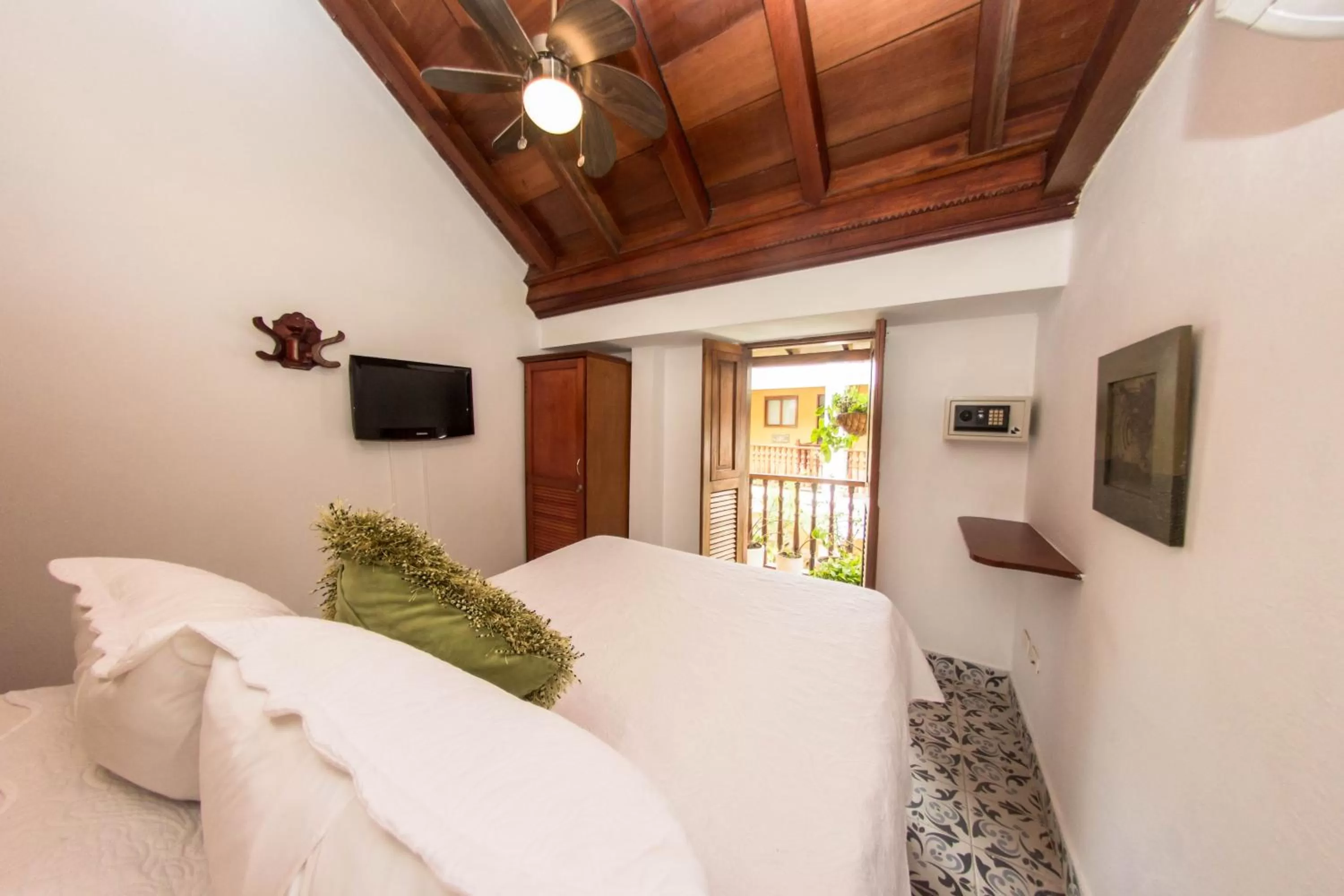 Photo of the whole room, Bed in Hotel Casa Gloria Boutique