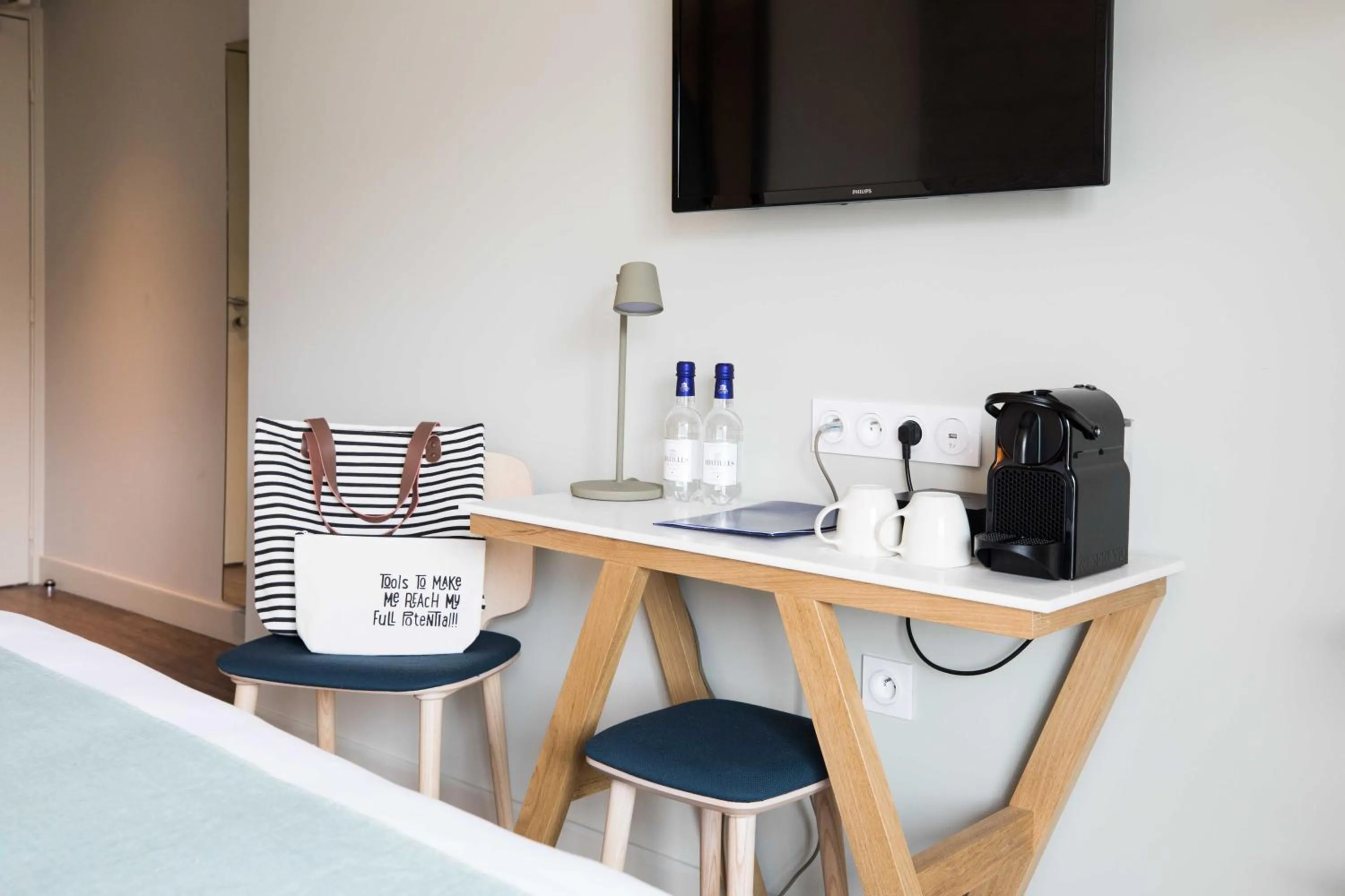 Coffee/tea facilities in T Boutique Hotel