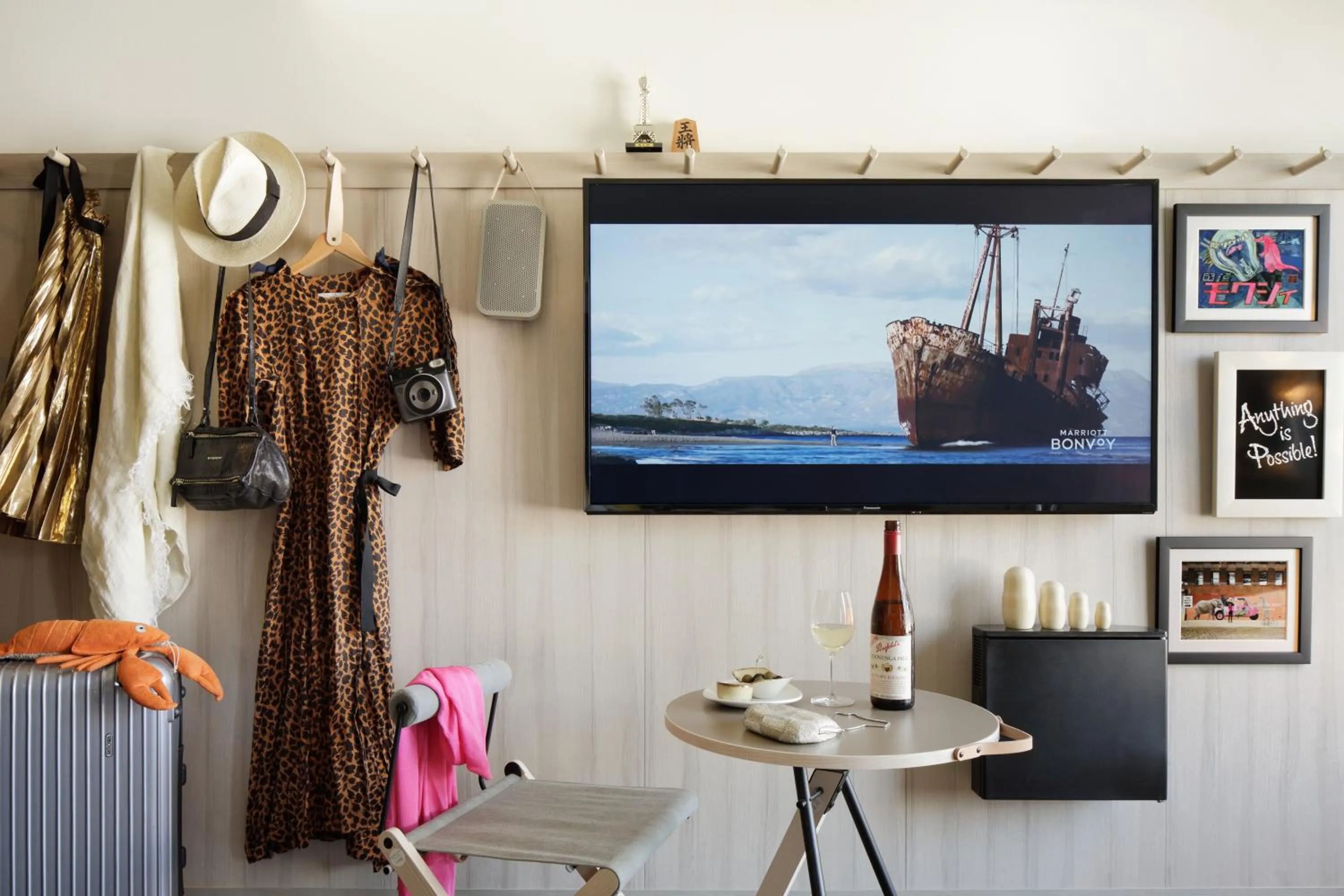 TV and multimedia in Moxy Osaka Umeda