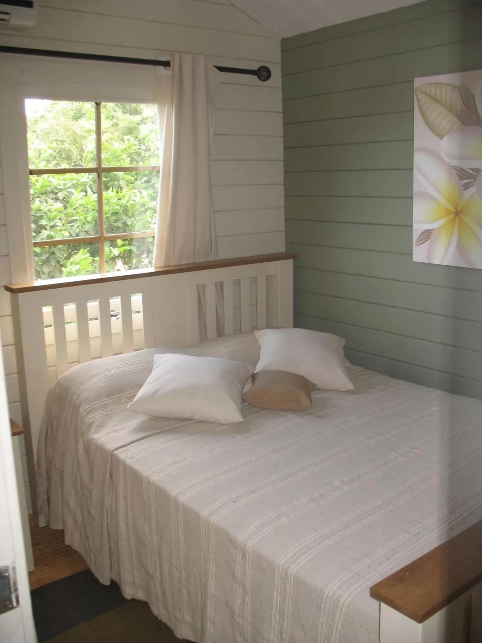 Bedroom, Bed in Le Jardin de Beau Vallon
