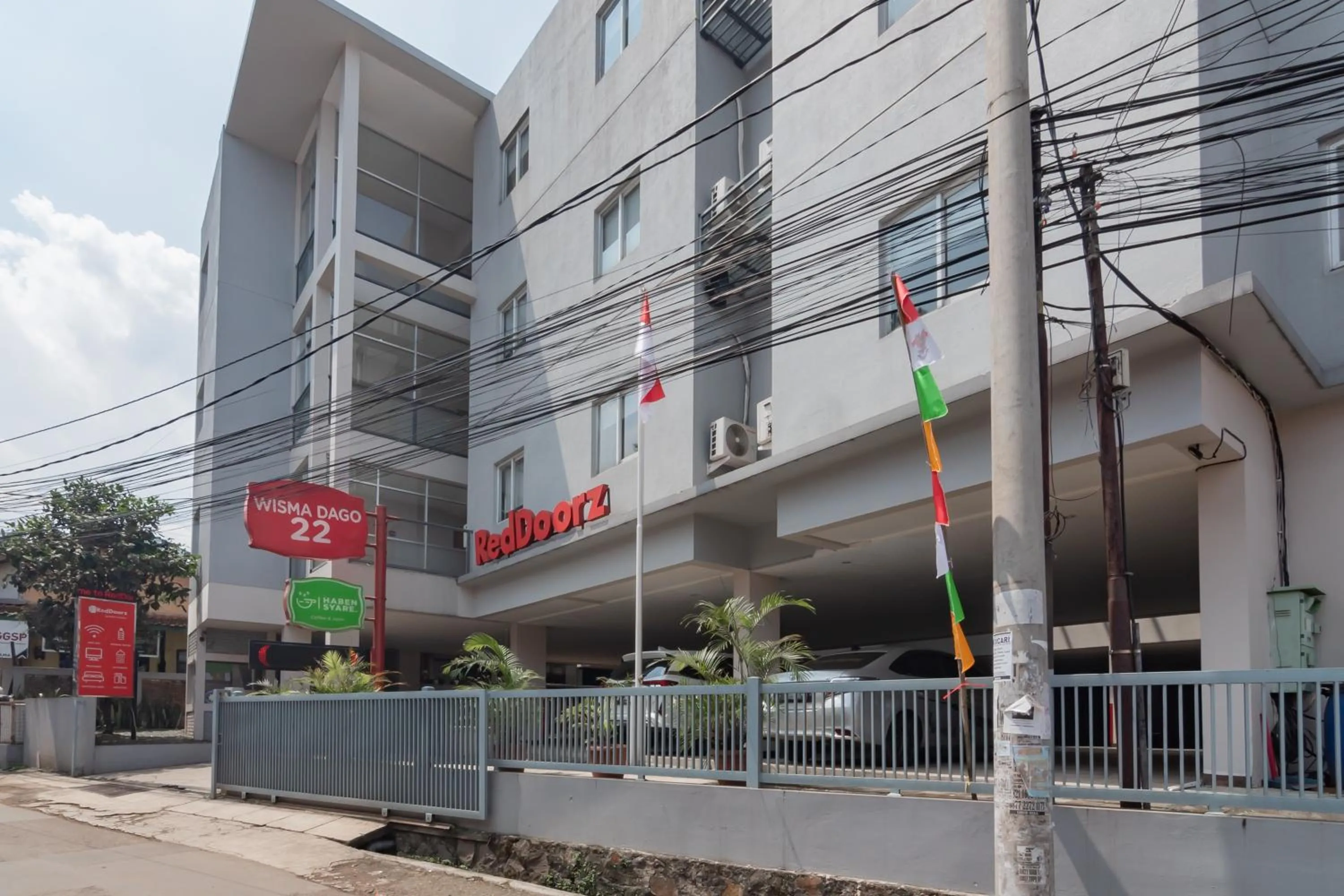 Property building in RedDoorz Plus @ Dago Pojok 3