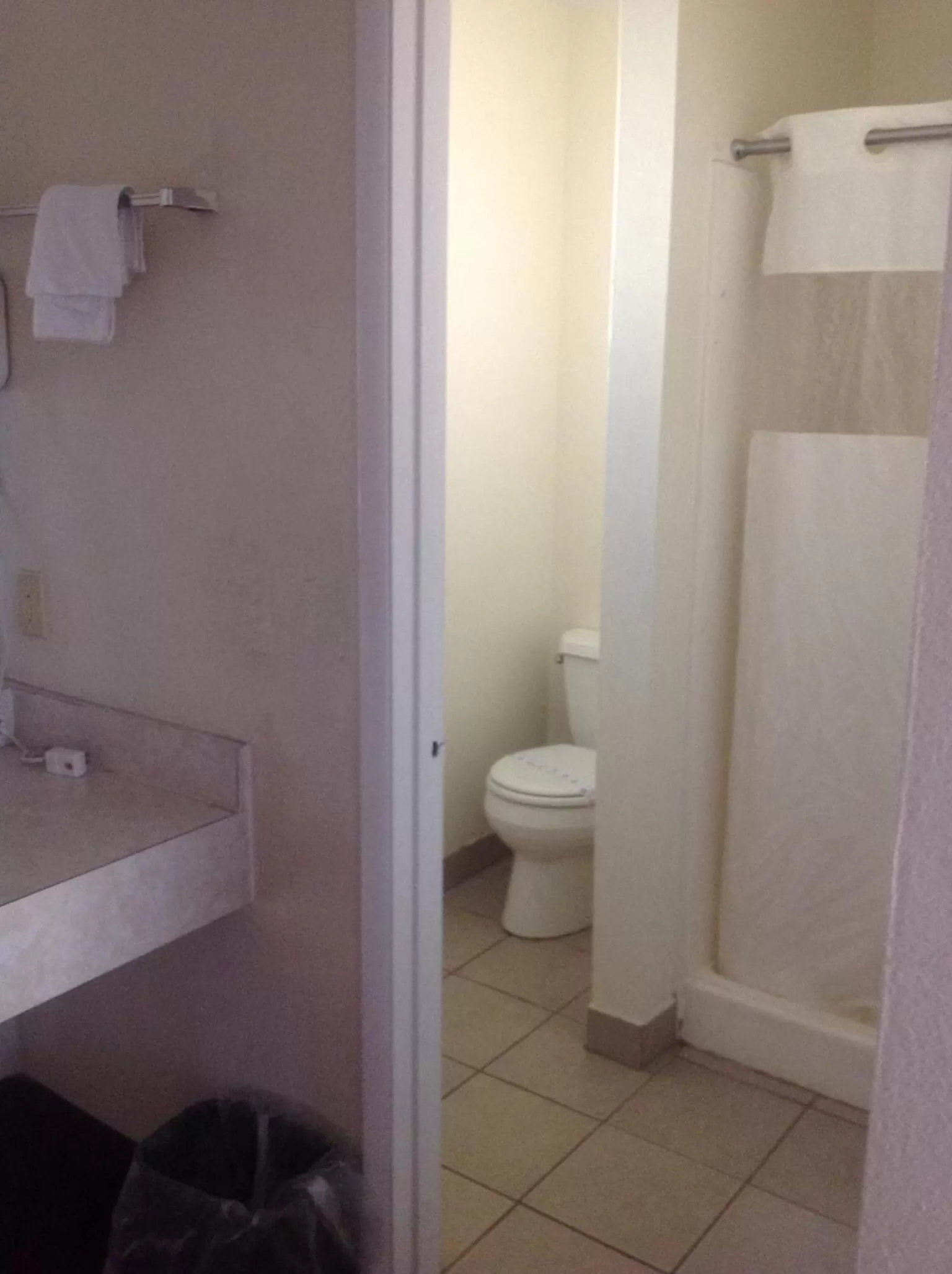 Toilet in Budget INN At The Heavenly Gondola