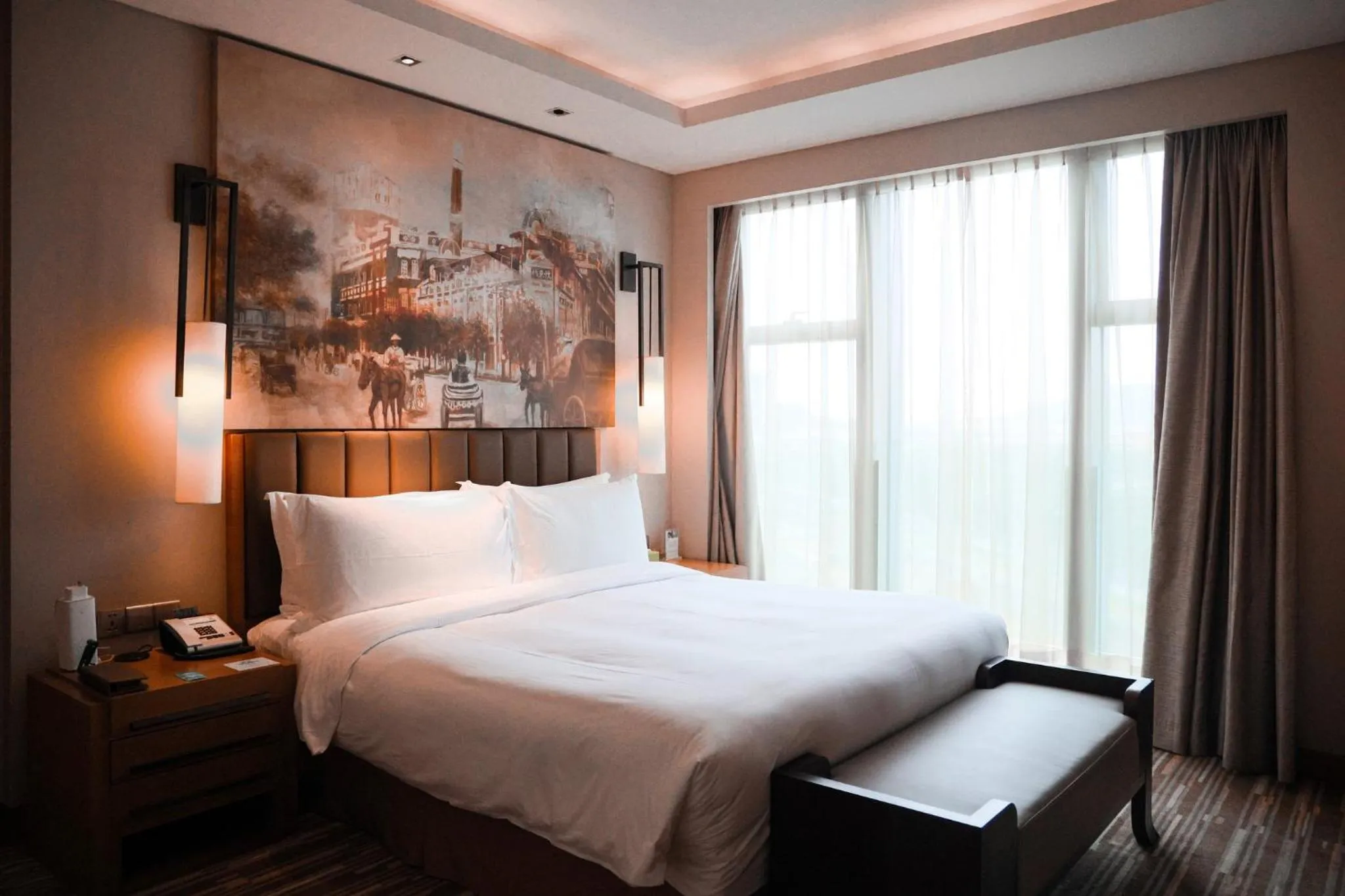 Photo of the whole room, Bed in Junluxe Hotel Guangzhou Science City