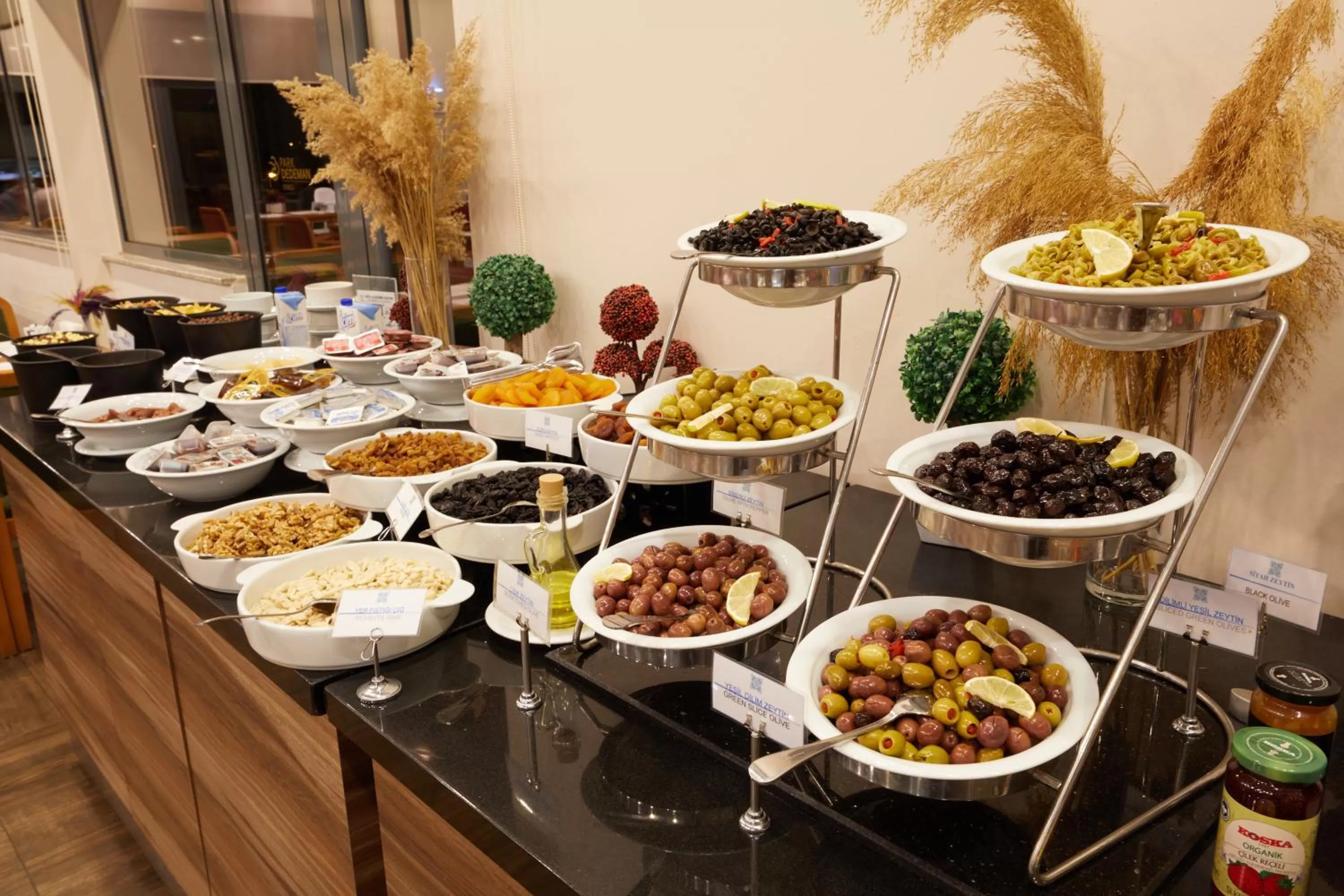 Buffet breakfast in Park Dedeman Denizli