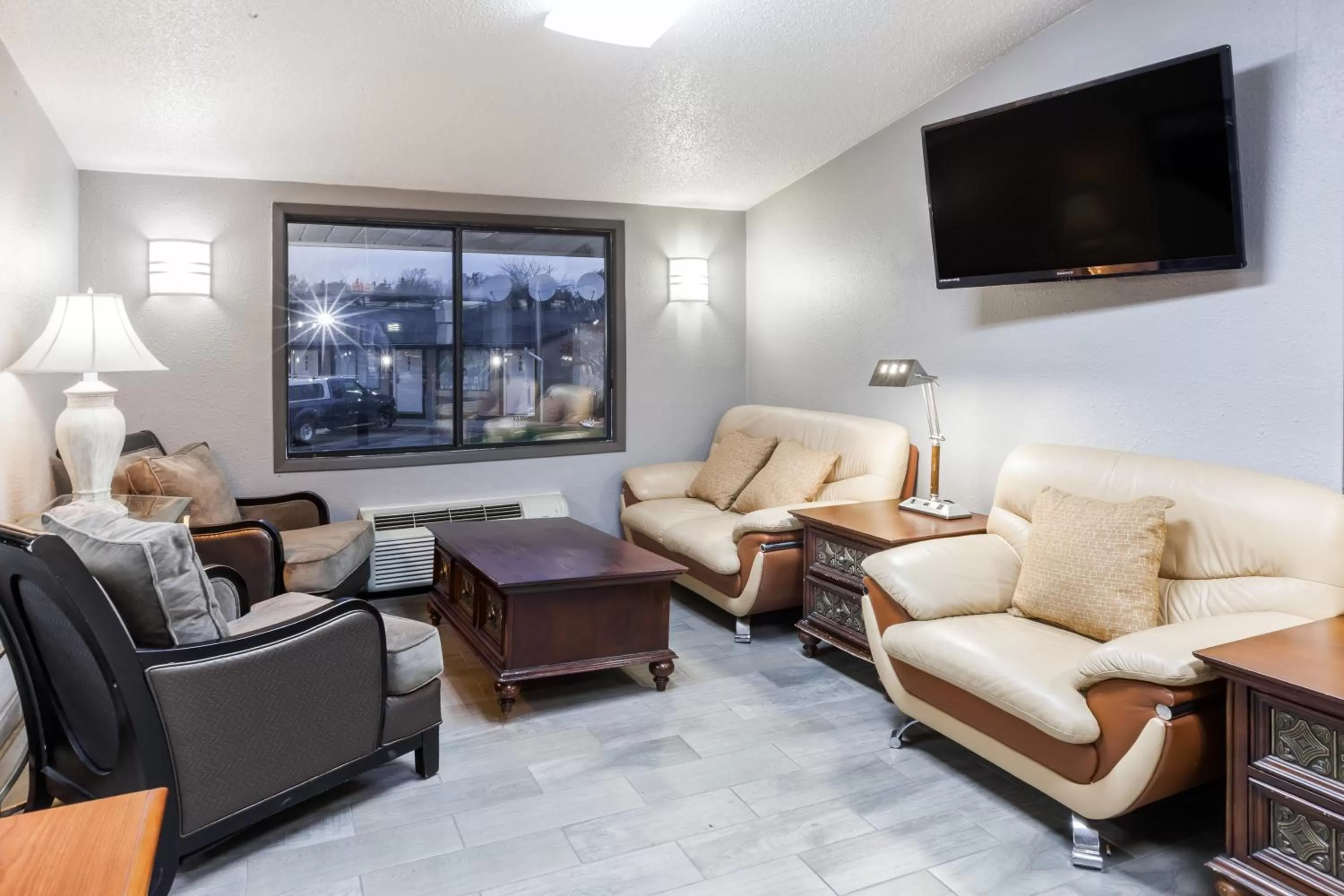 Lobby or reception in Knights Inn Flint