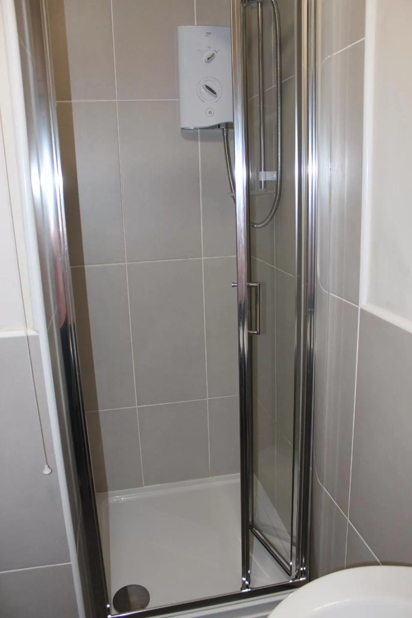 Shower in The Premier Lodge