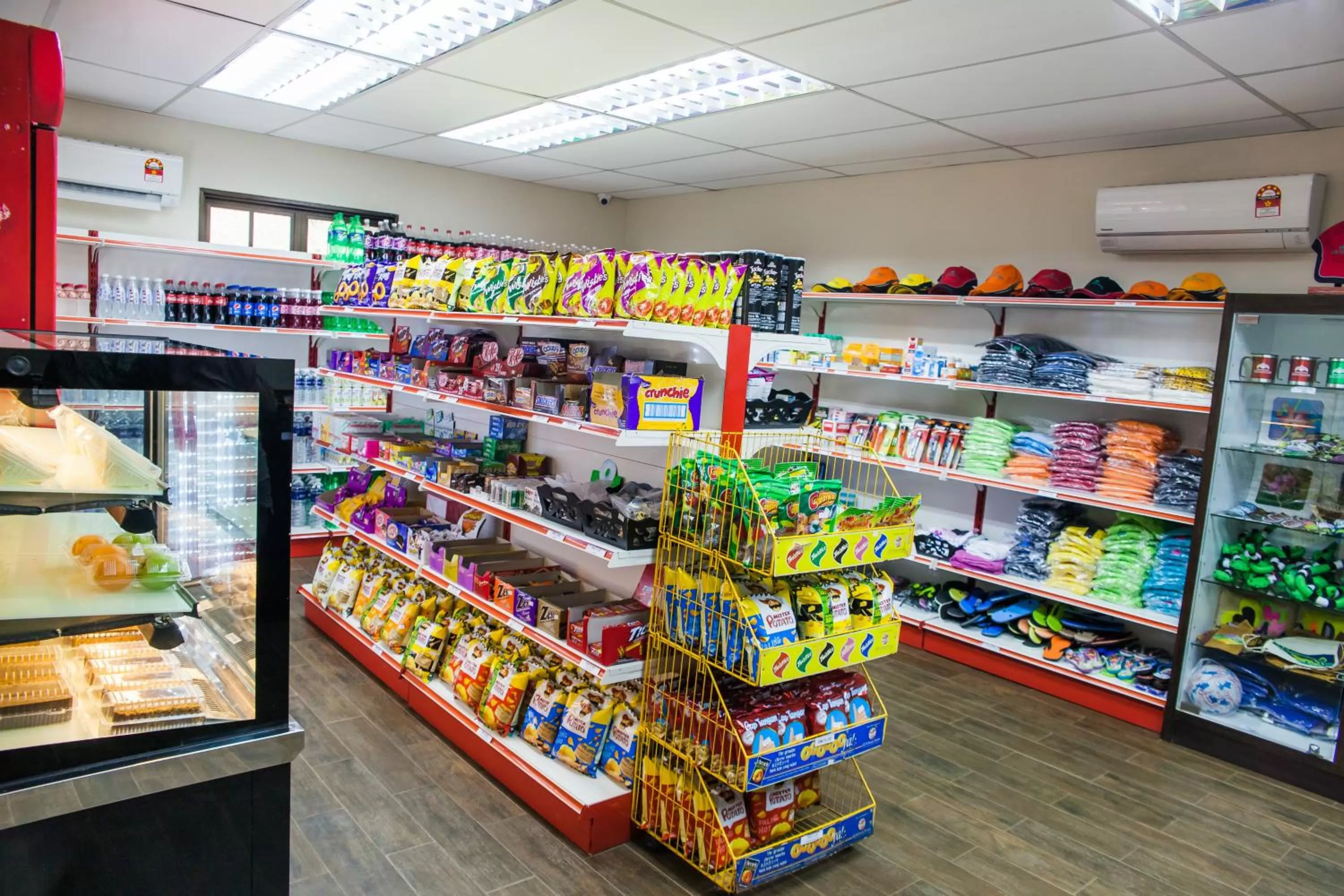 On-site shops in Mutiara Taman Negara