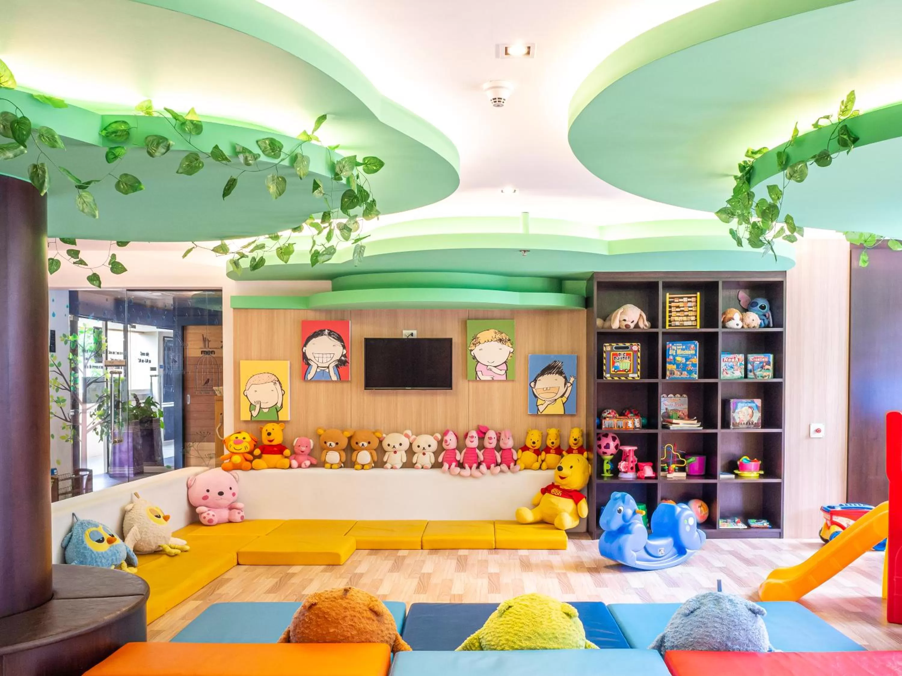 Activities, Bed in Deevana Plaza Krabi Aonang