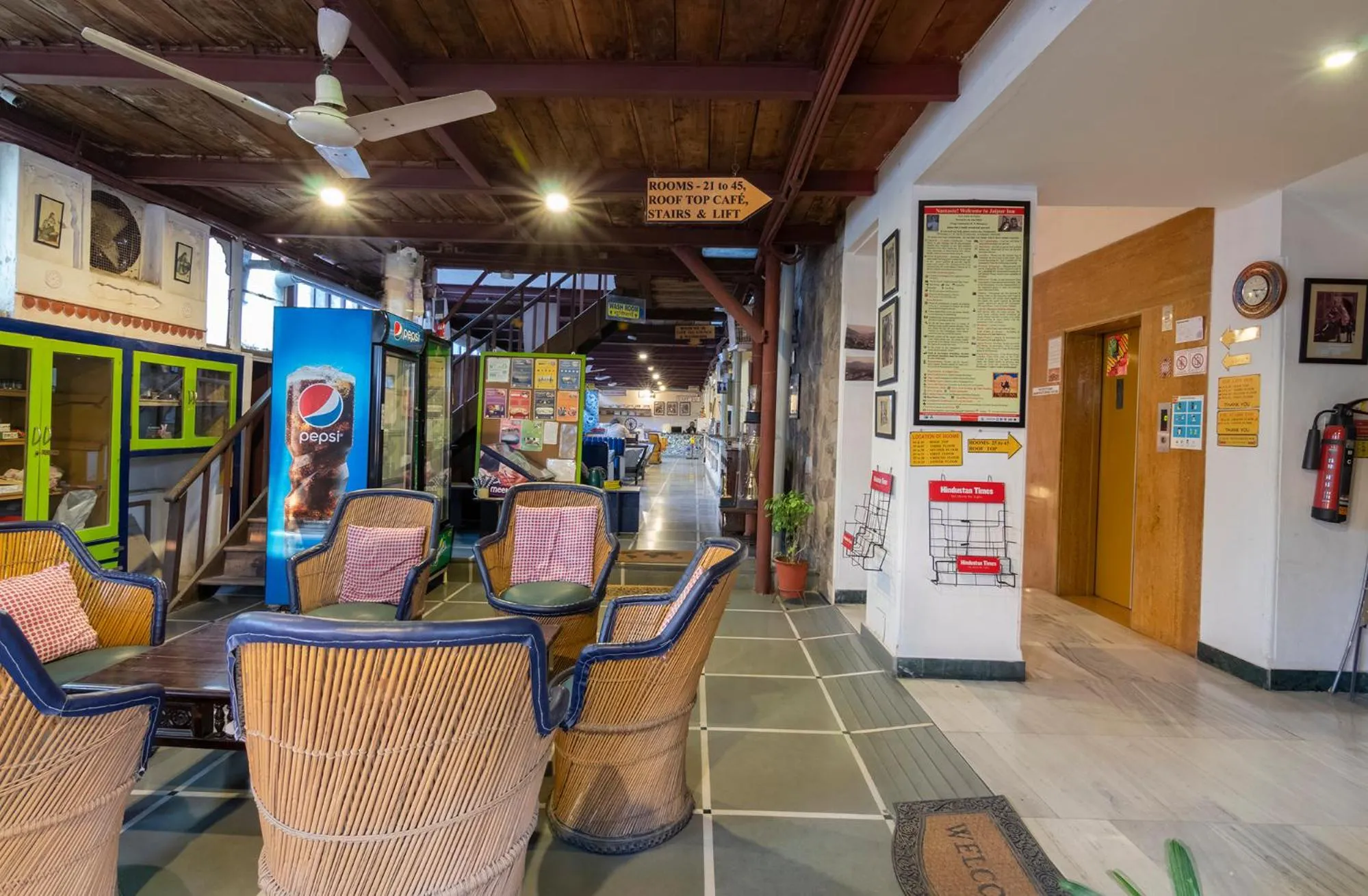 Living room in Jaipur Inn