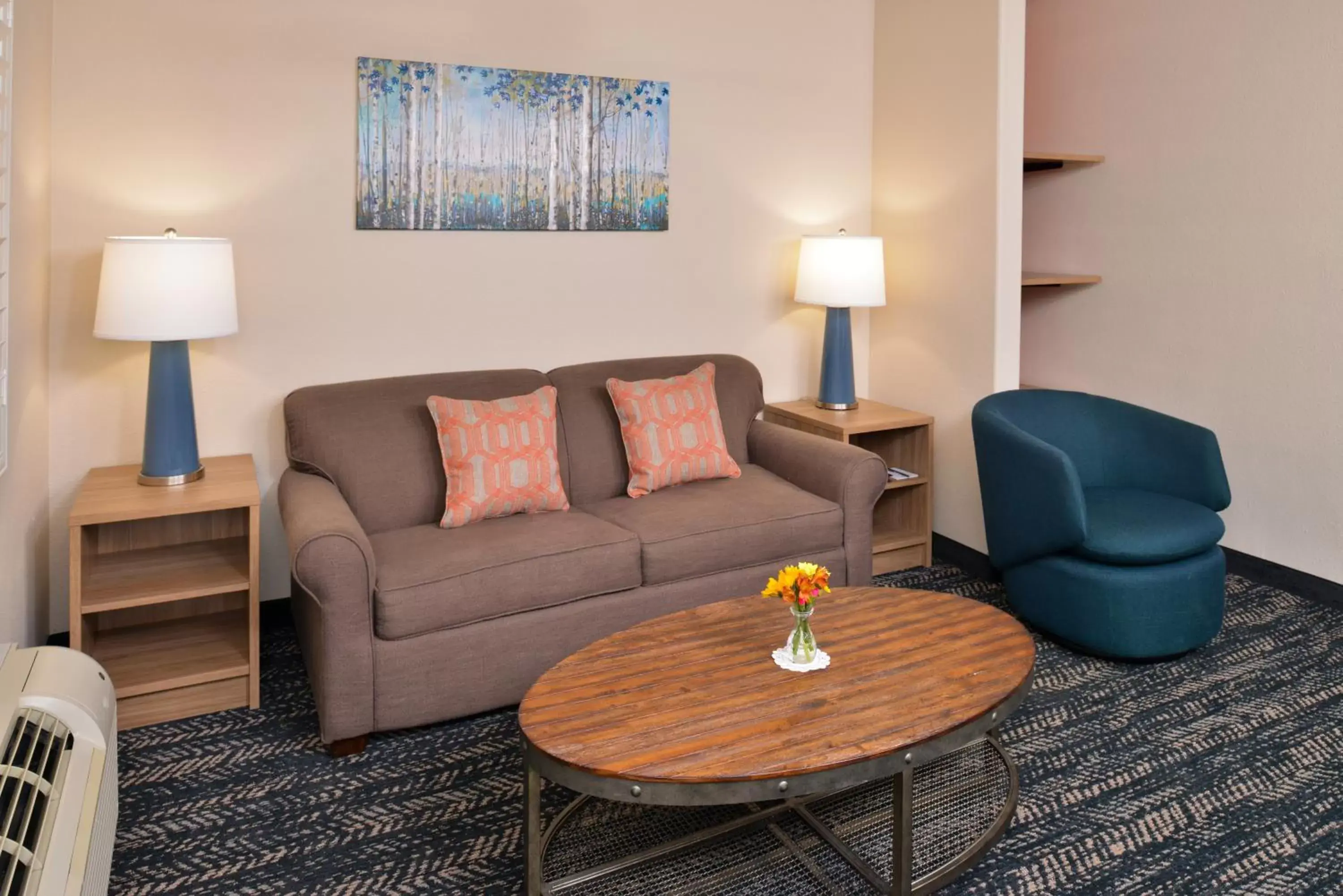 Superior King Suite - Non-Smoking in La Fuente Inn & Suites Superior King Suite - Non-Smoking in La Fuente Inn & Suites