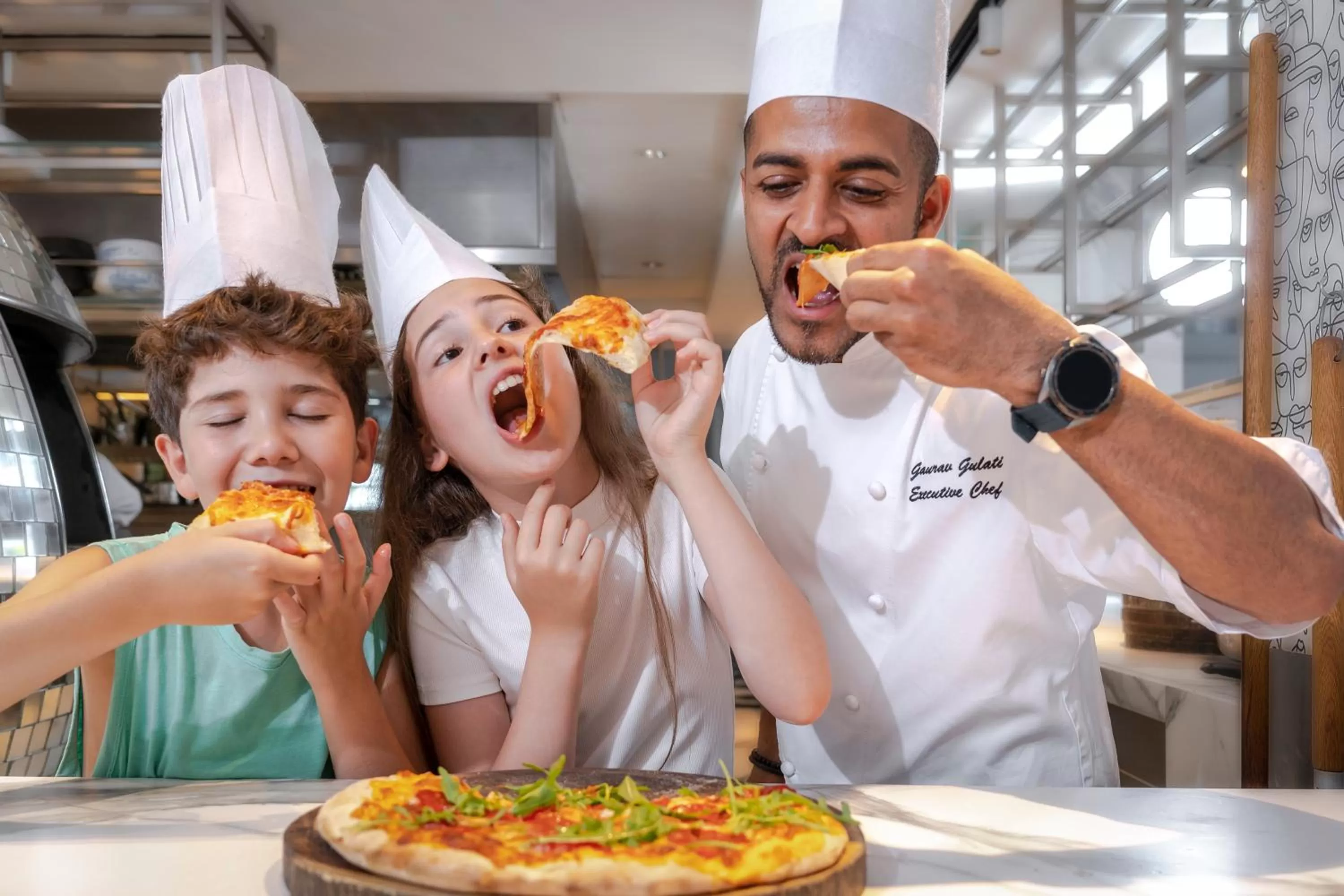 Restaurant/places to eat in Th8 Palm Dubai Beach Resort Vignette Collection, an IHG hotel