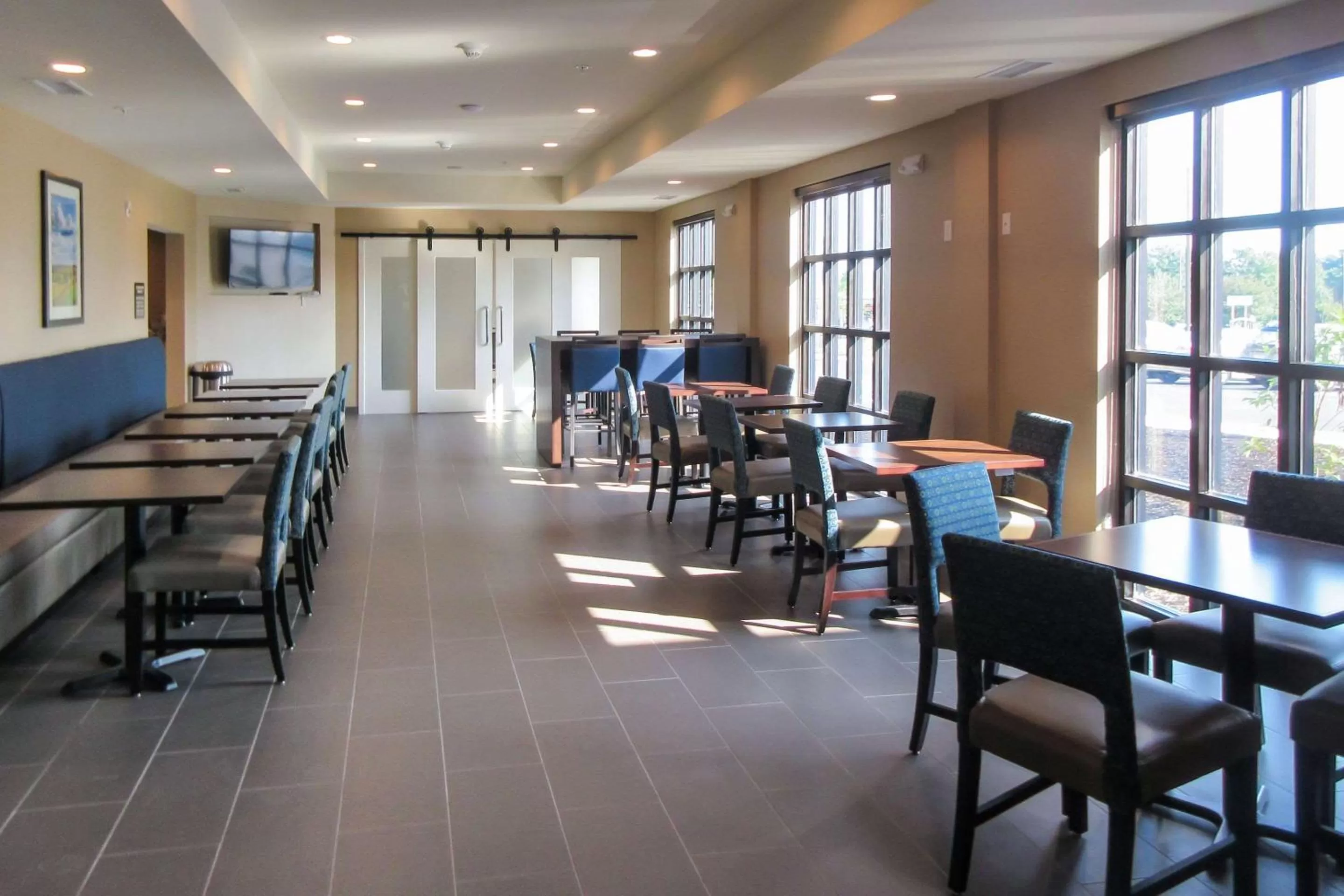 Restaurant/places to eat in Comfort Inn & Suites Gap Amish Country