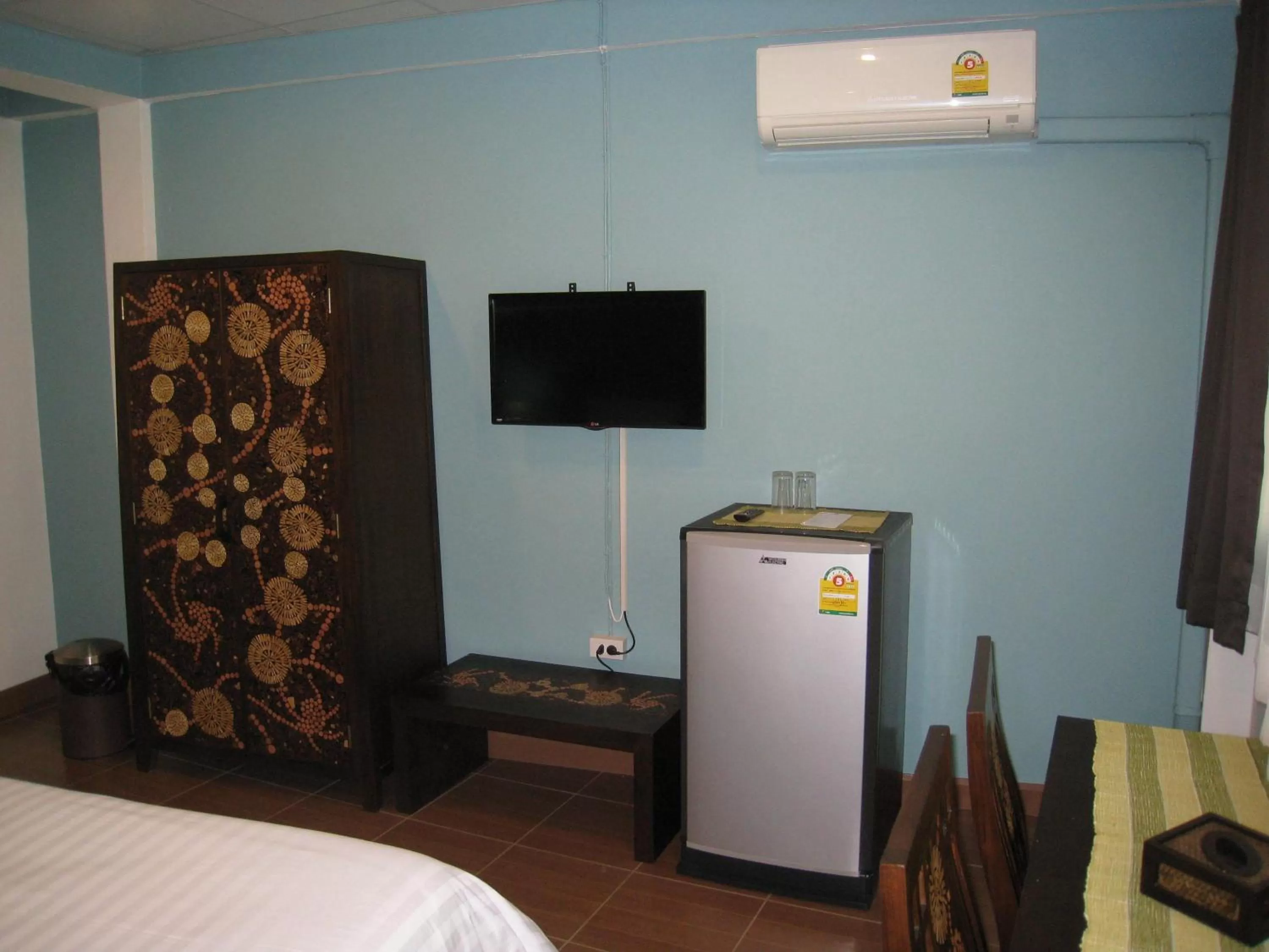 TV and multimedia, TV/Entertainment Center in Baan Glang Soi