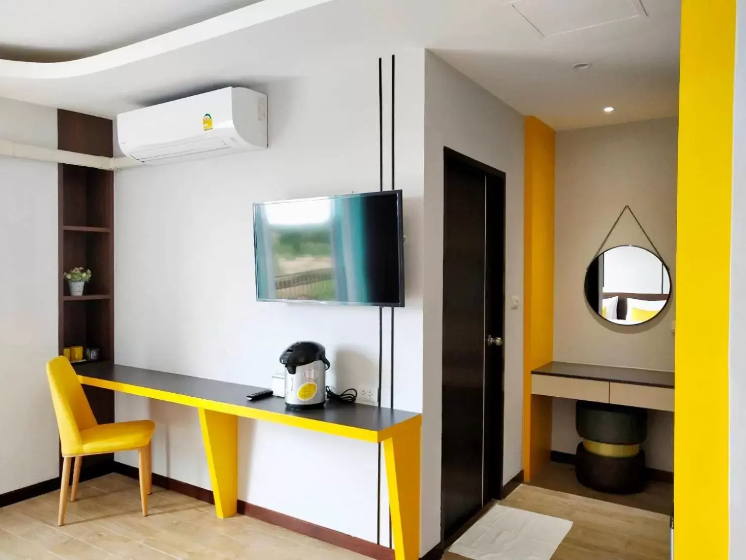 Deluxe Double Room in โคโค่ โฮเทล KOCO Hotel Deluxe Double Room in โคโค่ โฮเทล KOCO Hotel