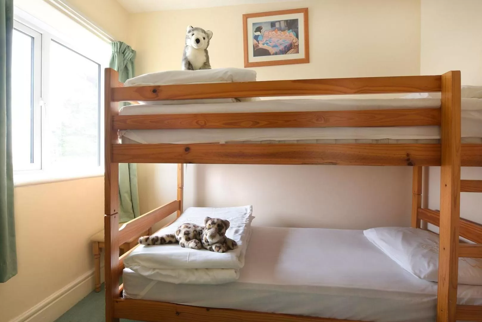 Standard Family Room in Northfield Hotel