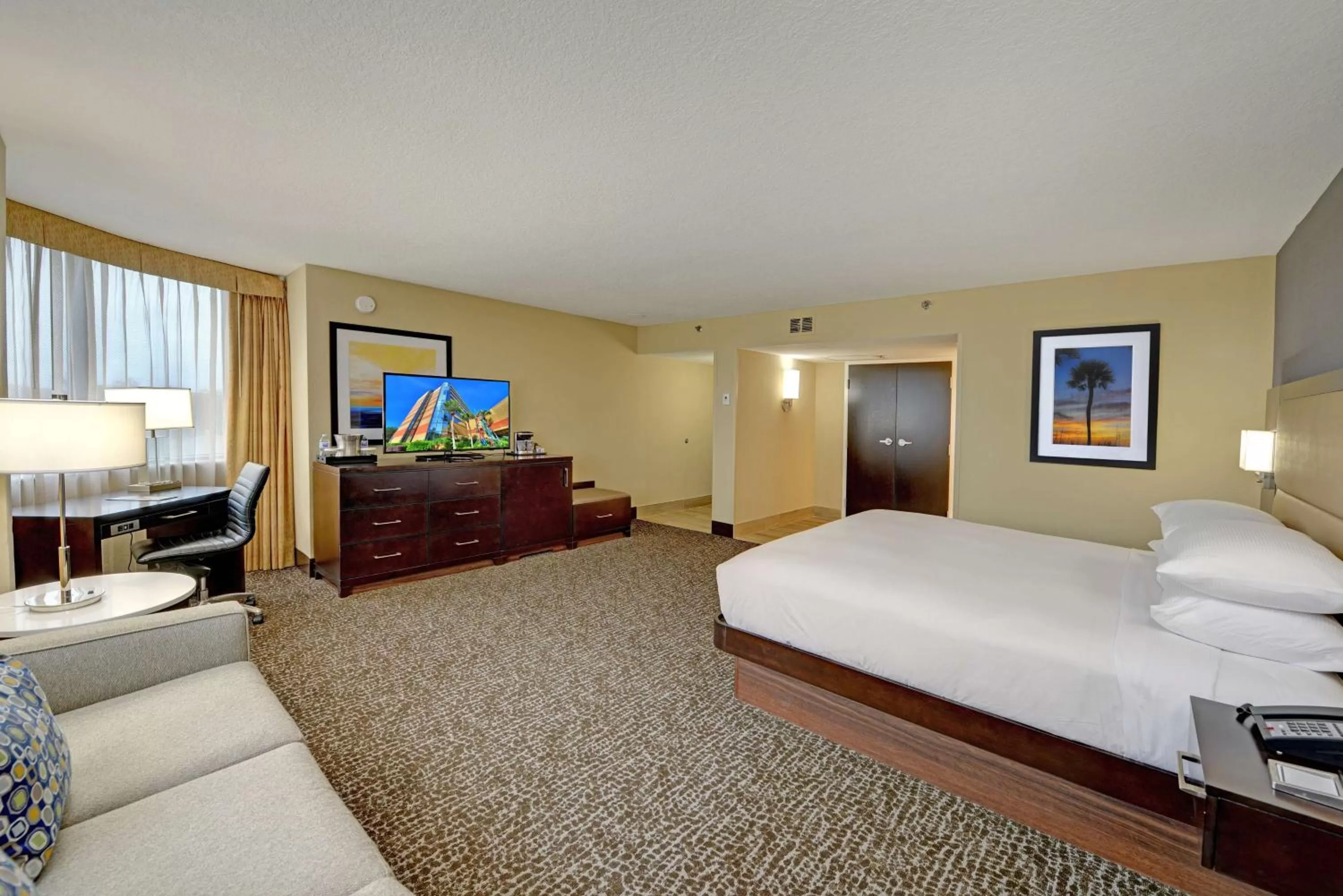 Bedroom, Bed in Hilton Orlando/Altamonte Springs