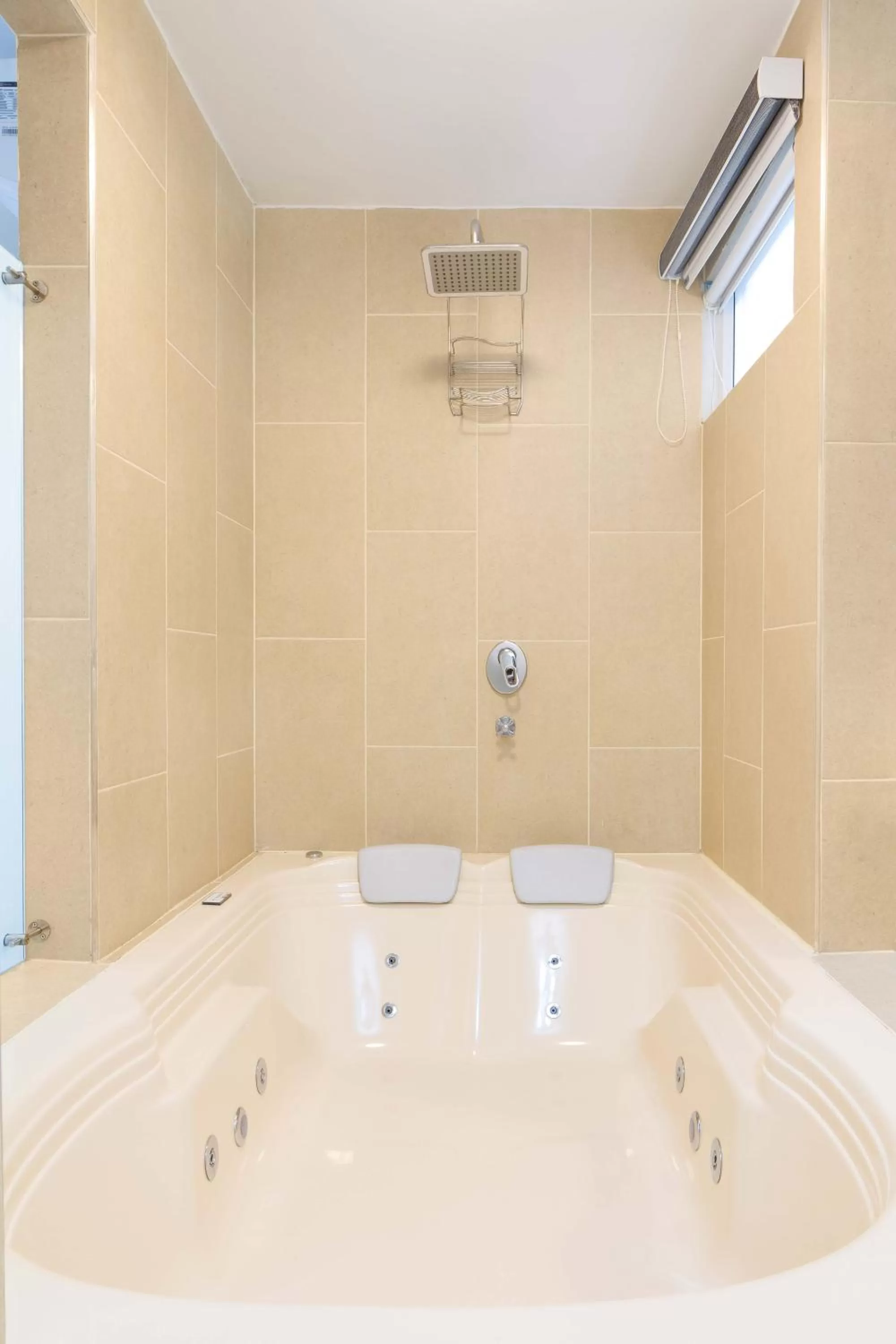 Bath, Bathroom in Miracle