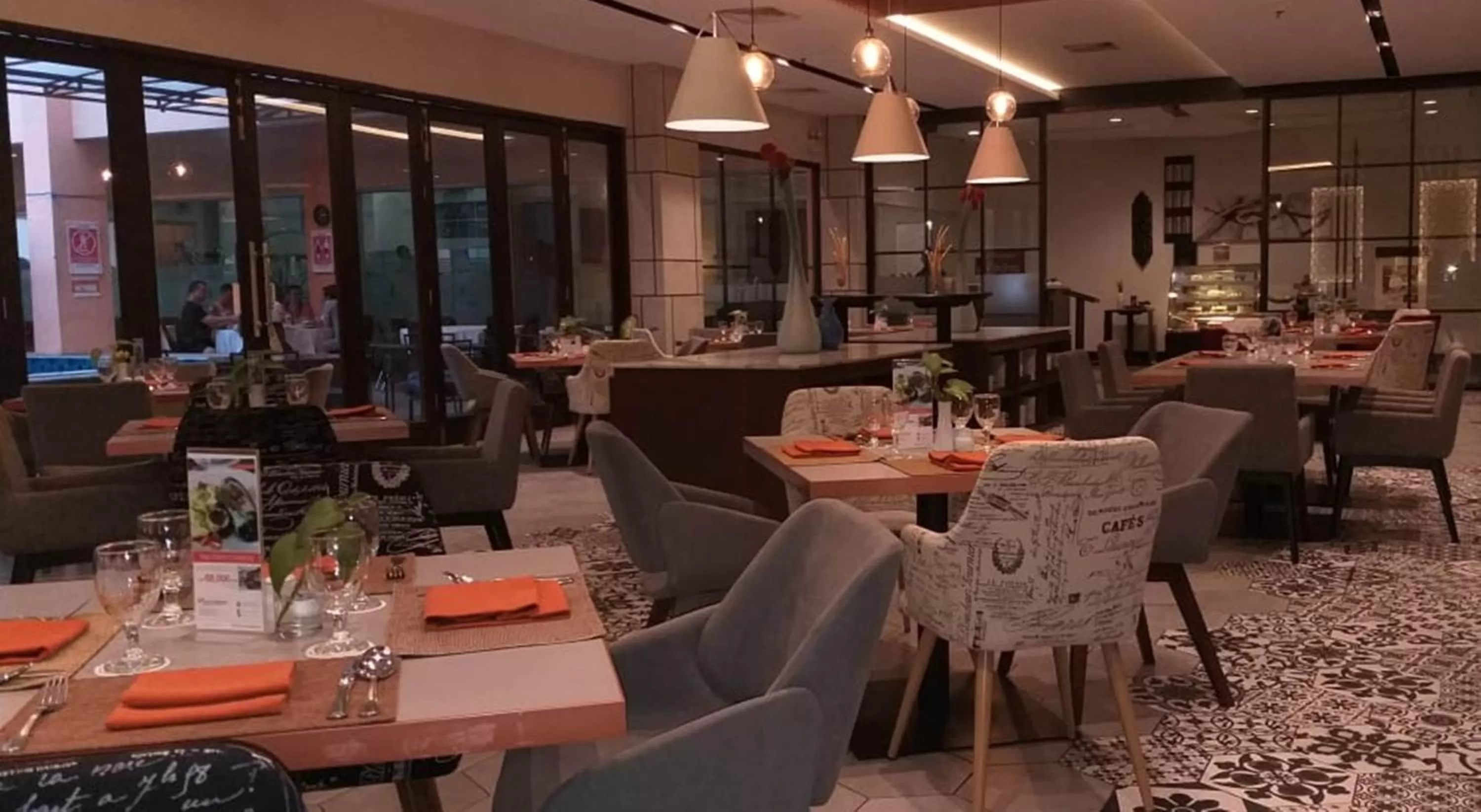 Restaurant/places to eat in Swiss-Belhotel Borneo Samarinda