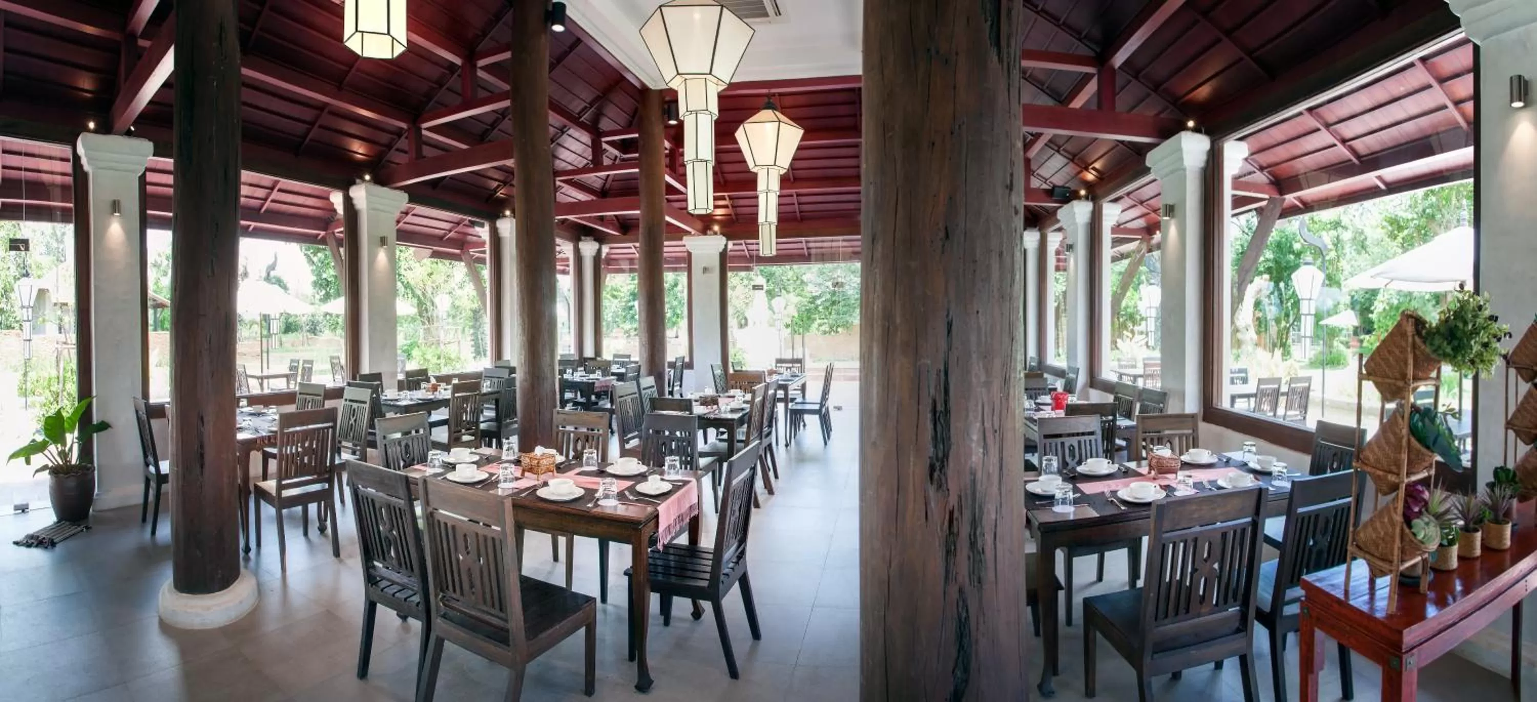 Restaurant/places to eat in Sriwilai Sukhothai