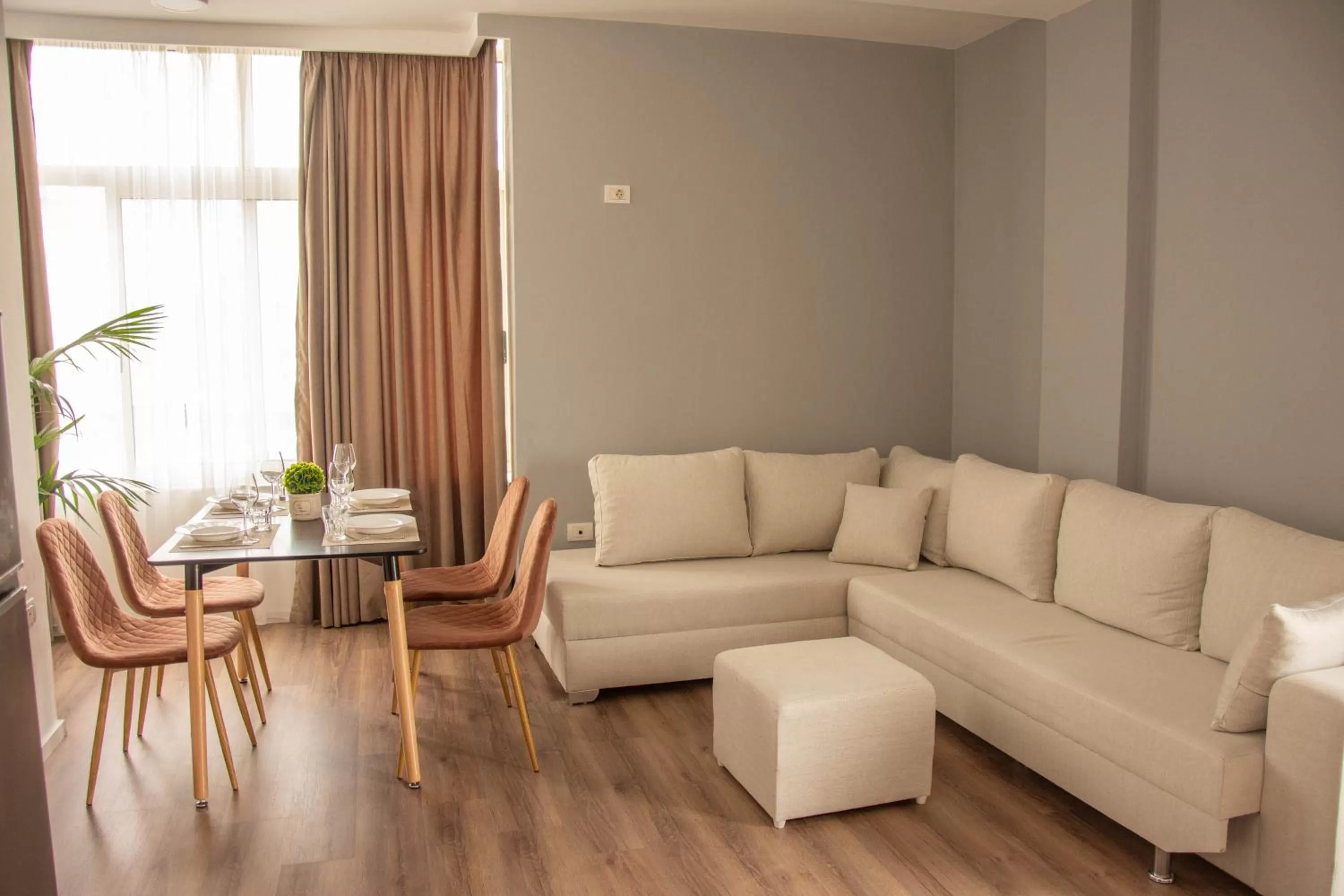 Apartment with Sea View in Wave Beachfront Apartments