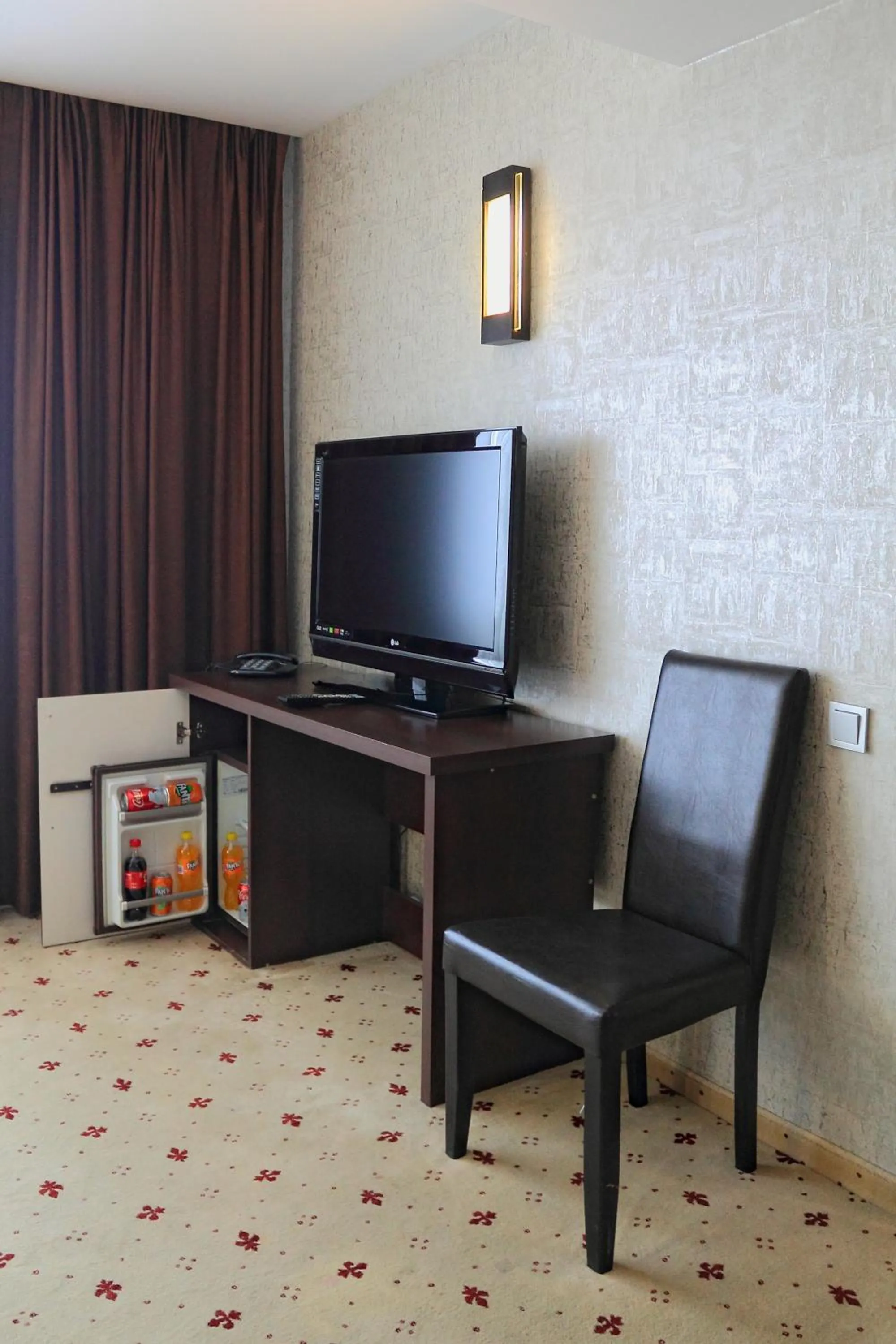 TV and multimedia in Hotel Premier
