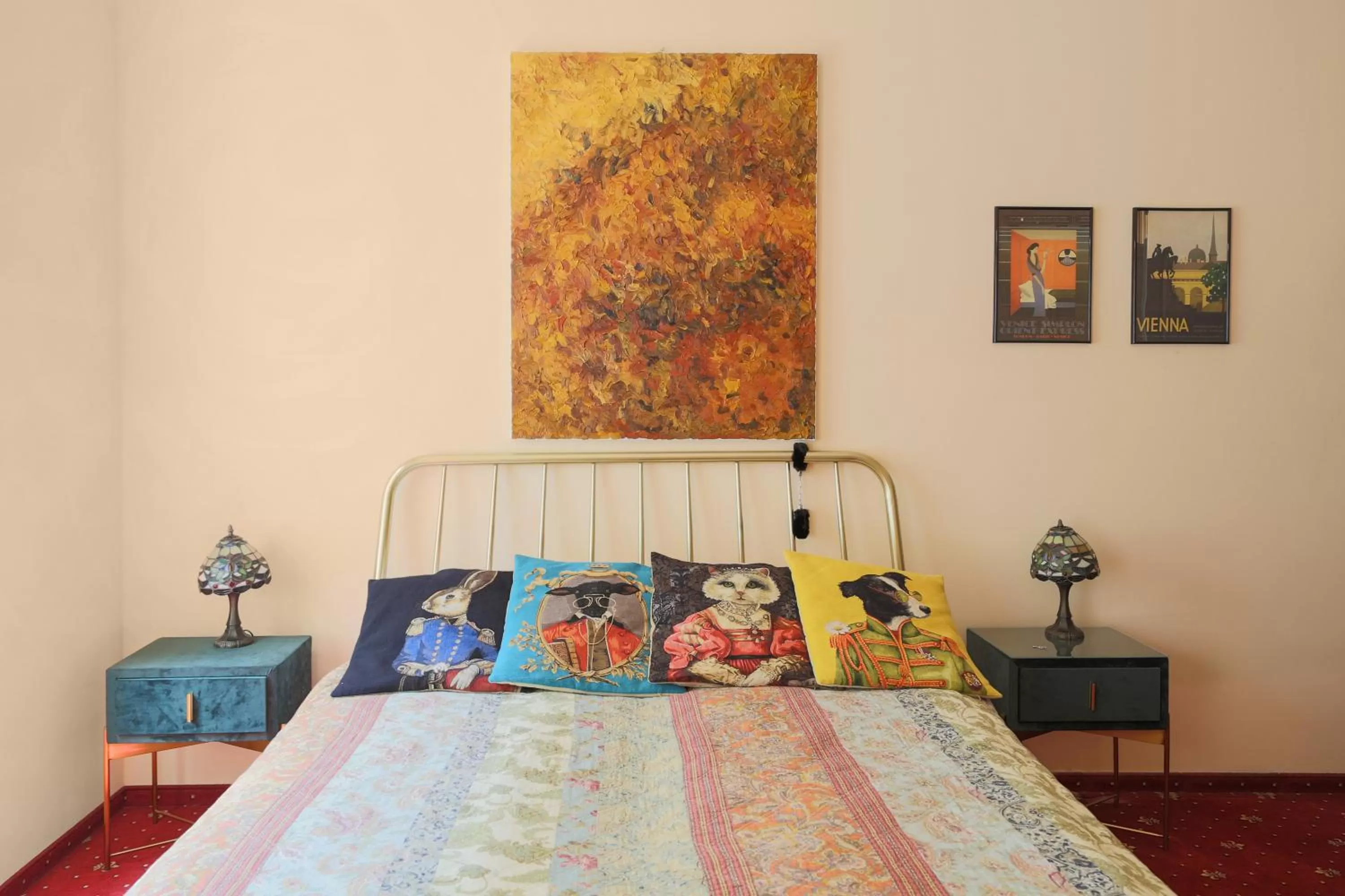 Bed in Altwienerhof Boutique Hotel