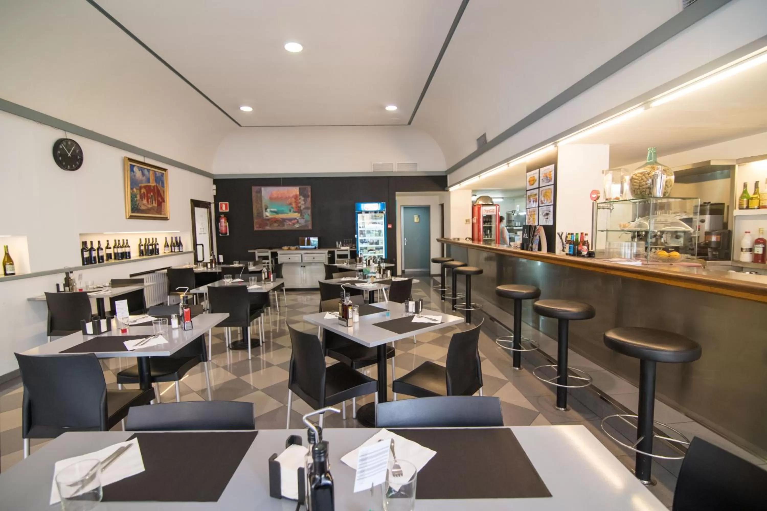 Restaurant/places to eat in Hotel Abelay