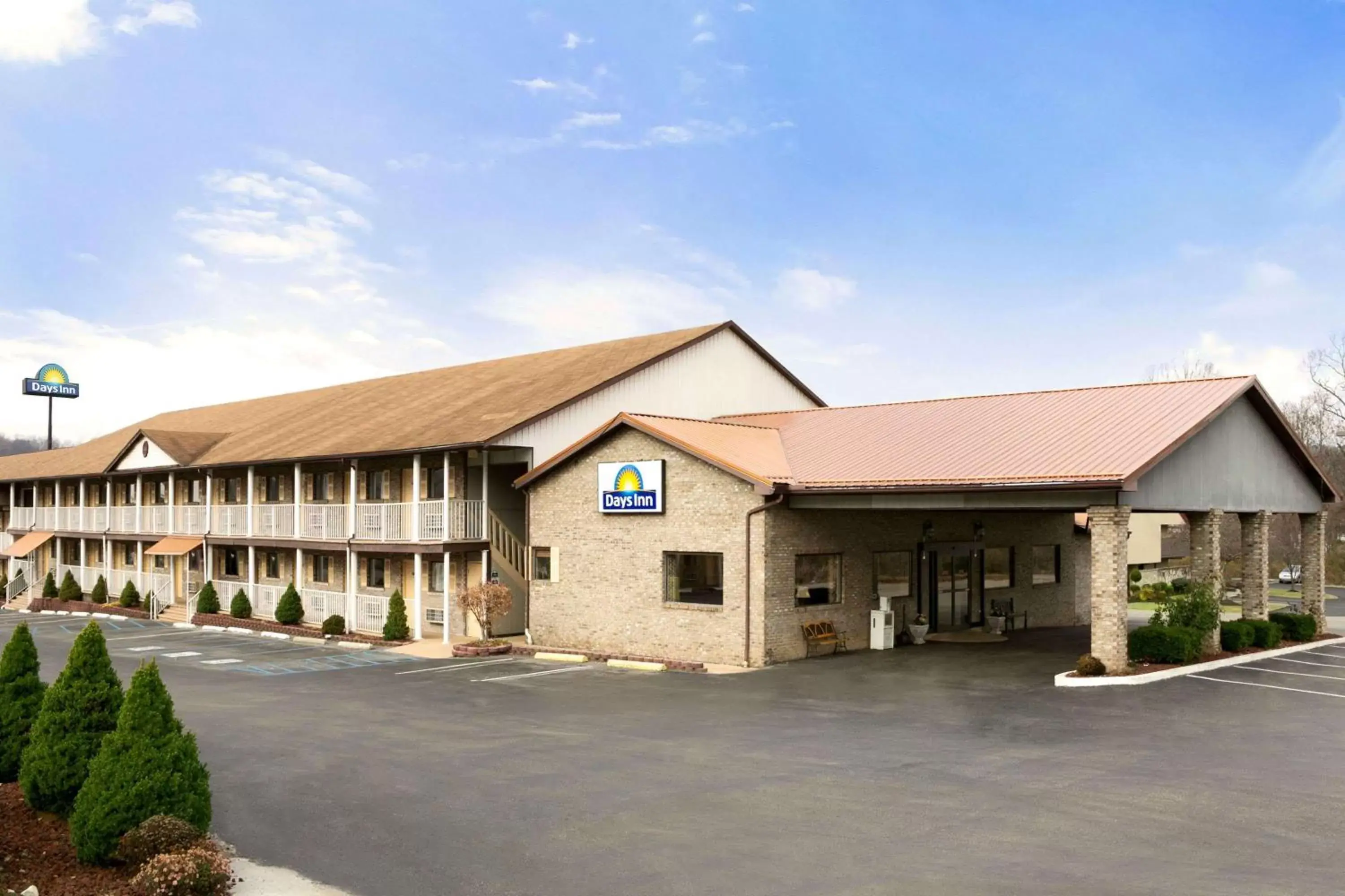 Days Inn by Wyndham Huntington Days Inn by Wyndham Huntington