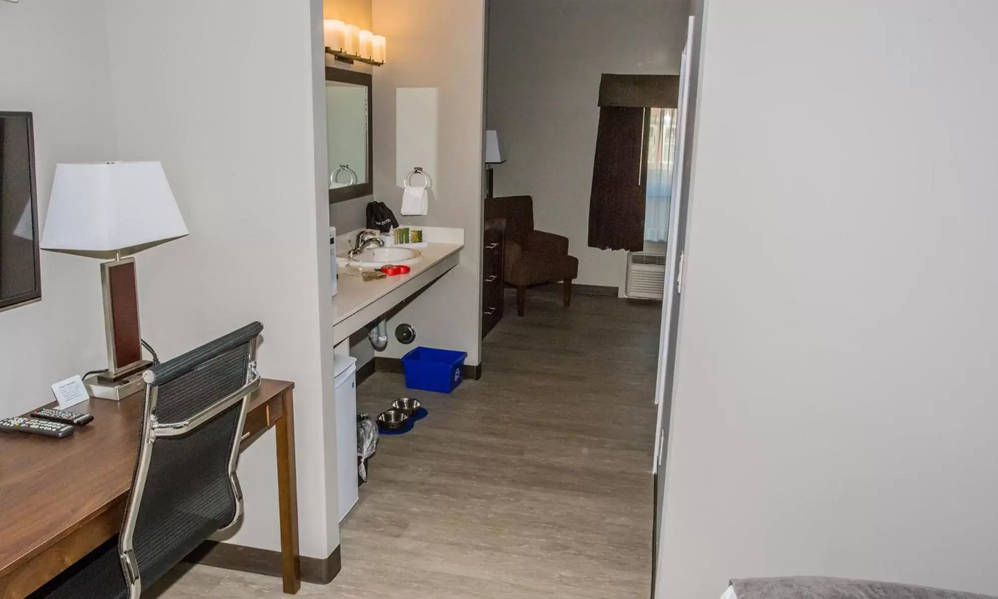 Double Room in The Souris Hotel Double Room in The Souris Hotel