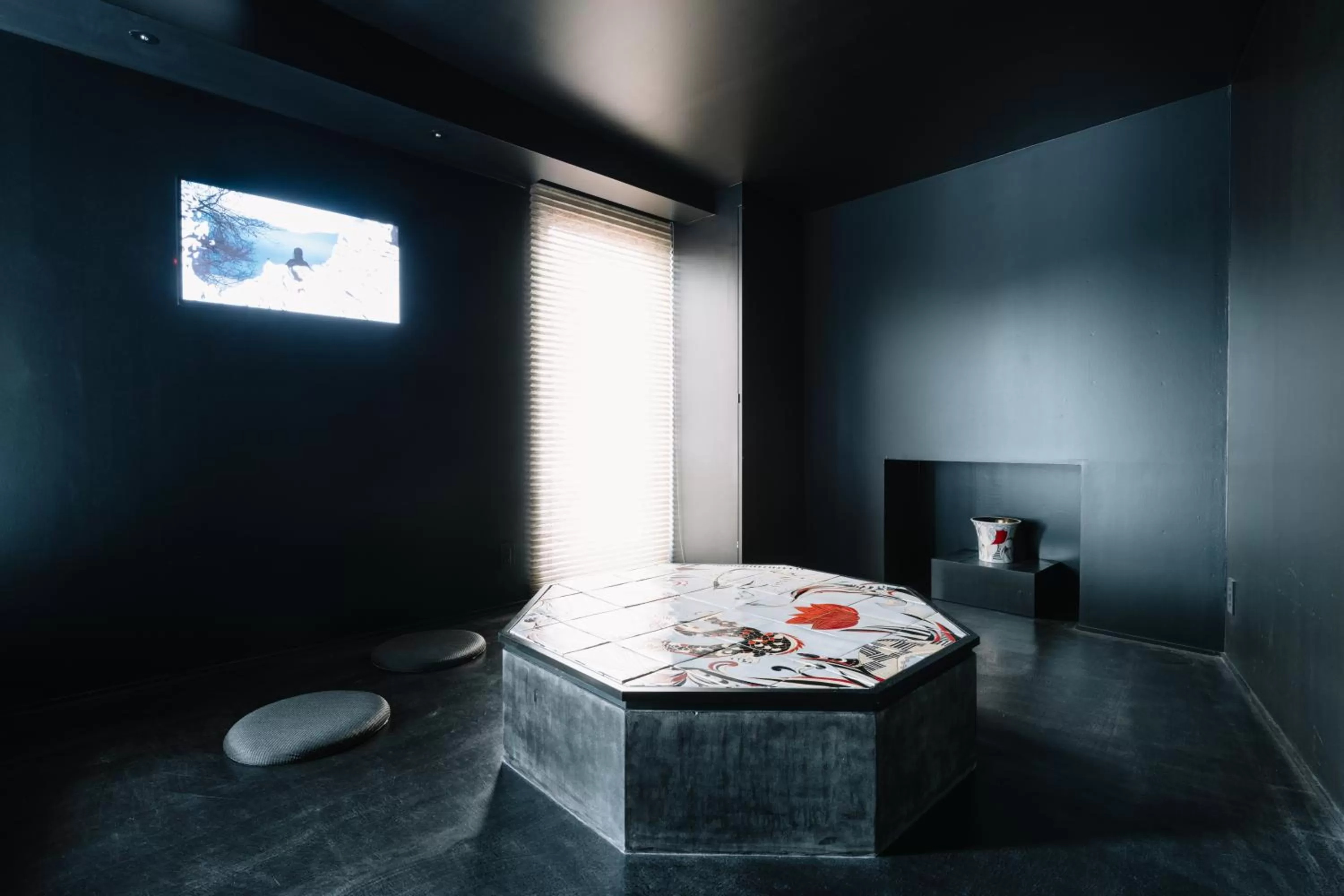 Photo of the whole room in BnA Alter Museum