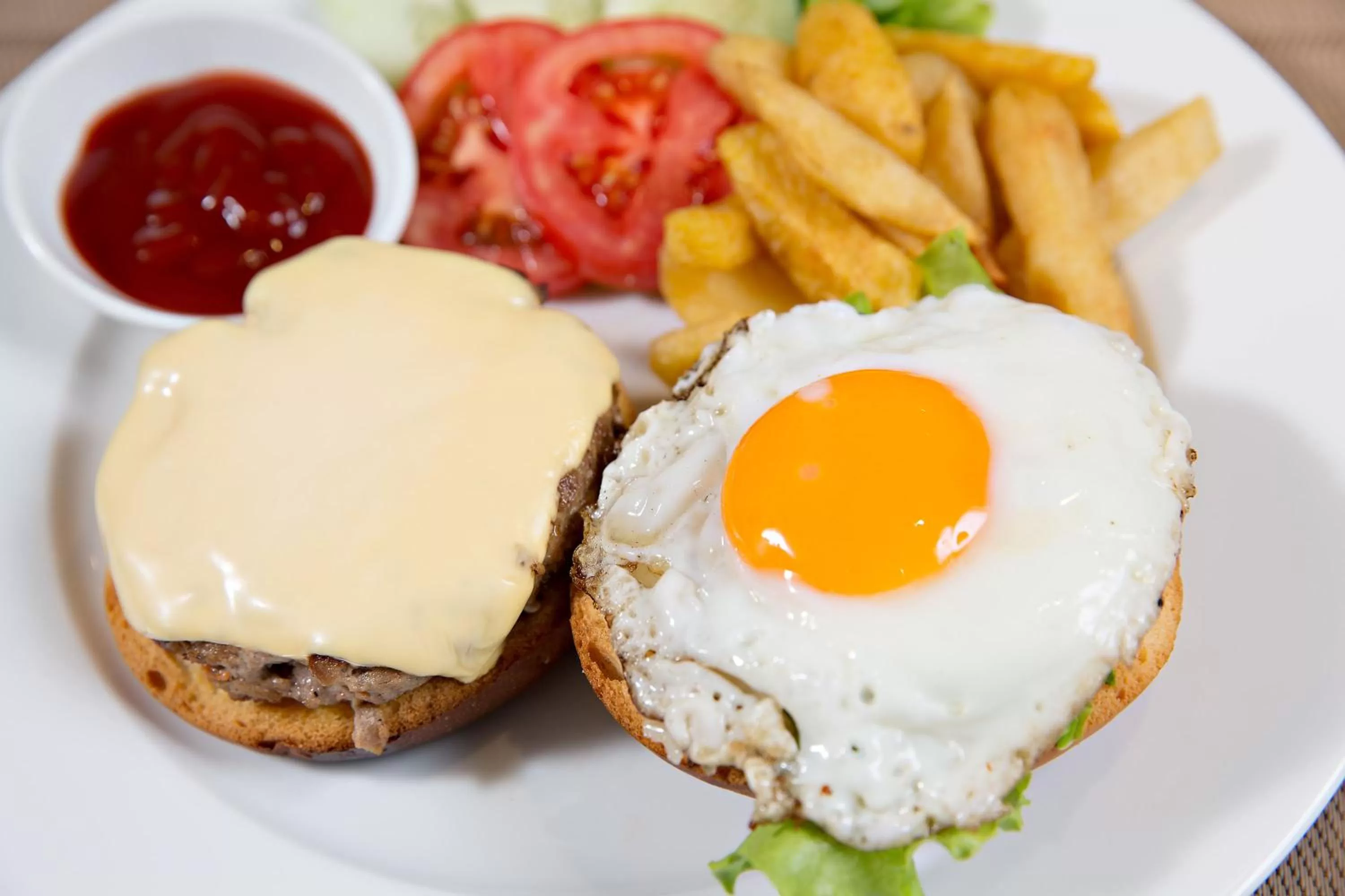 Continental breakfast in Bella Rosa Suite Hotel & Spa