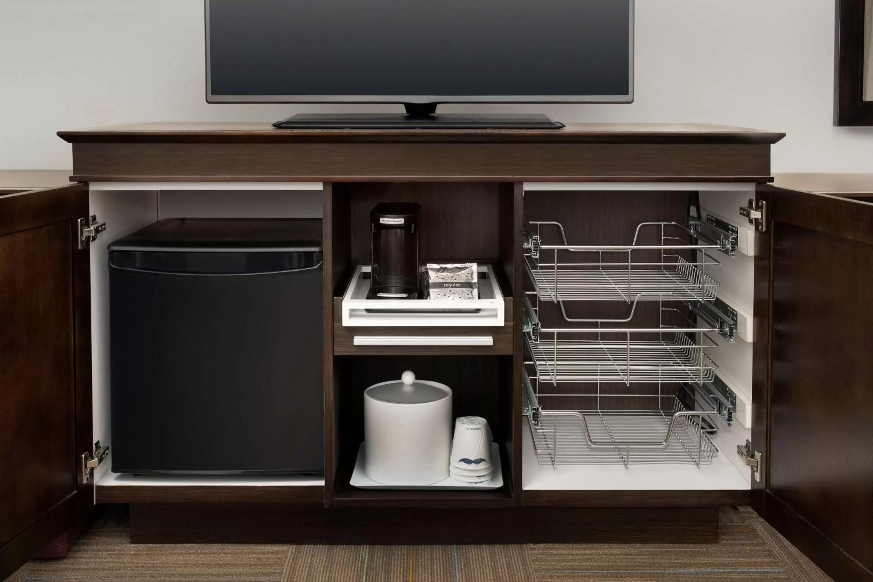 Bedroom in Hampton Inn & Suites Phoenix/Tempe