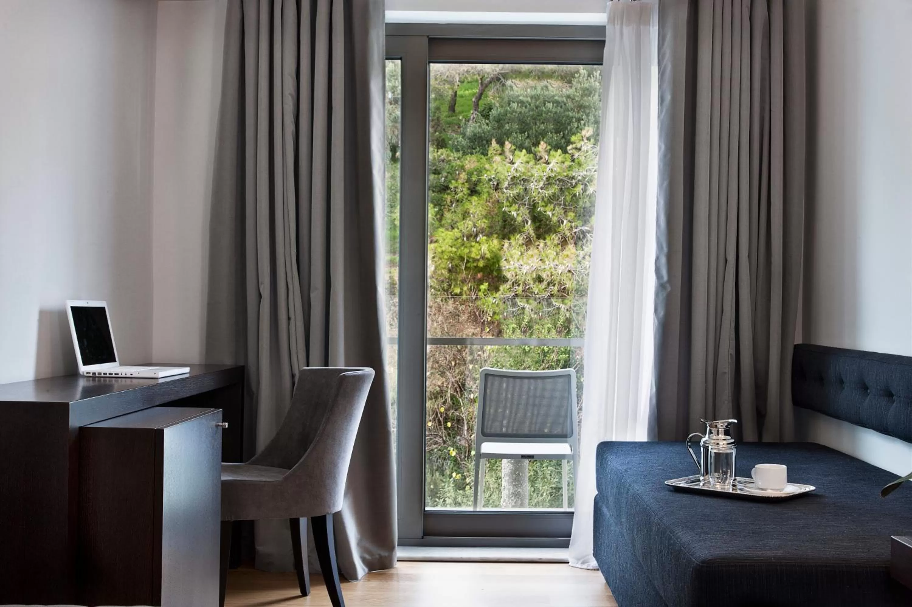 Bathroom in Acropolis Hill Hotel