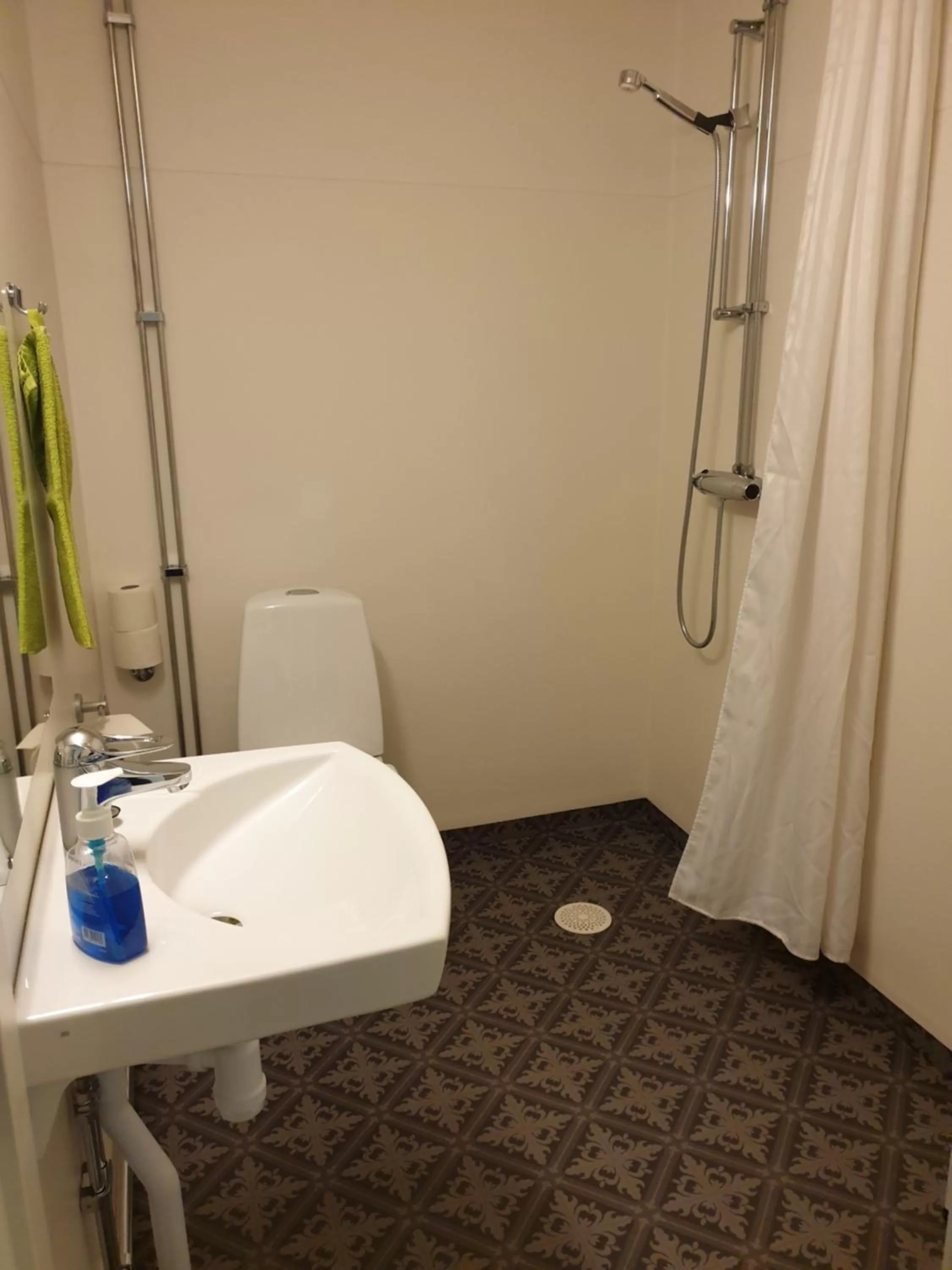 On site, Bathroom in Le Mat B&B Åkersberga