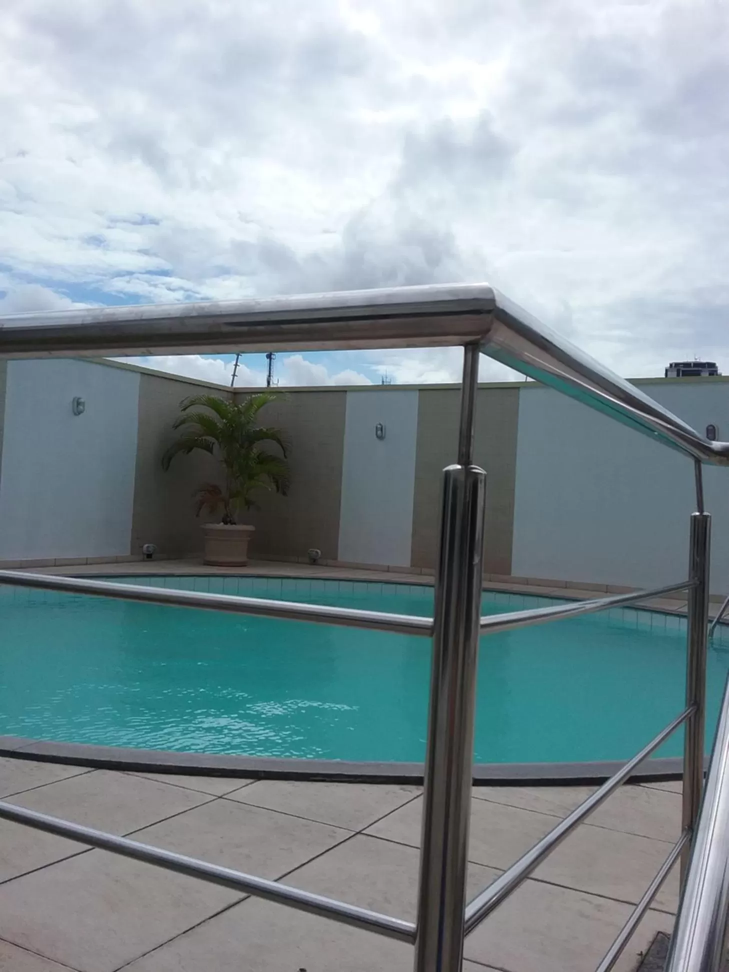 Swimming pool in Hotel Saint Paul 01 Flat