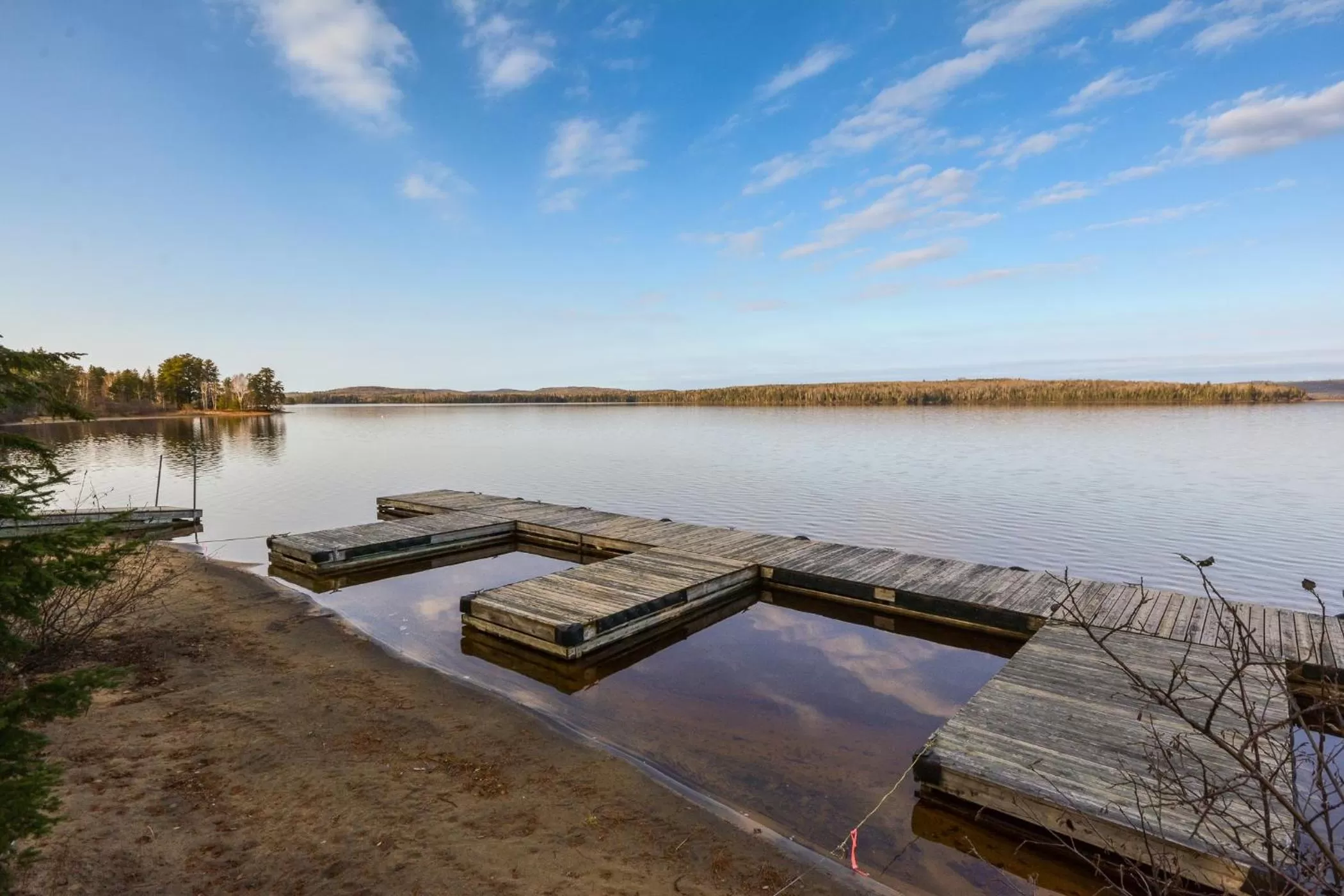Les Condos Du Lac Taureau- Rooms & Condos
