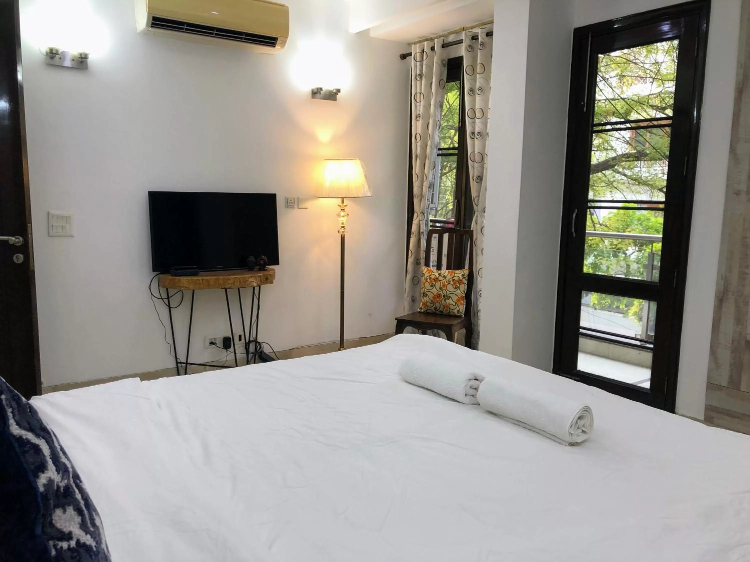 Bedroom, Bed in Avatar Living @Safdarjung Enclave