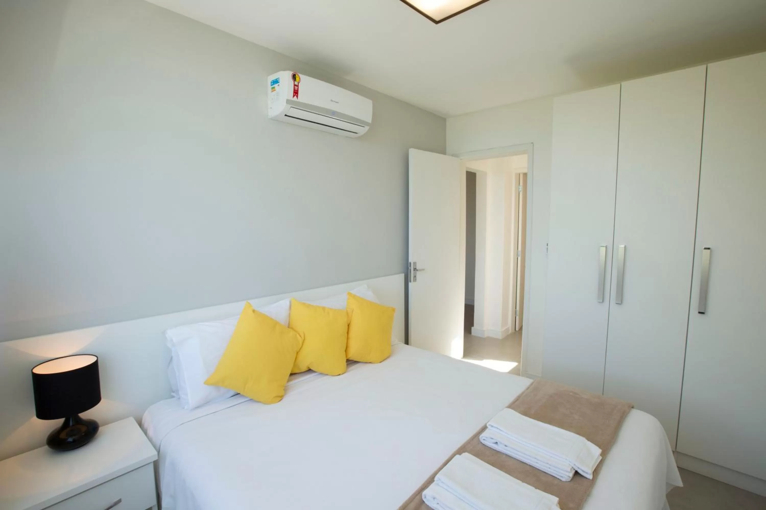 Bed in Sugar Loft Apartments