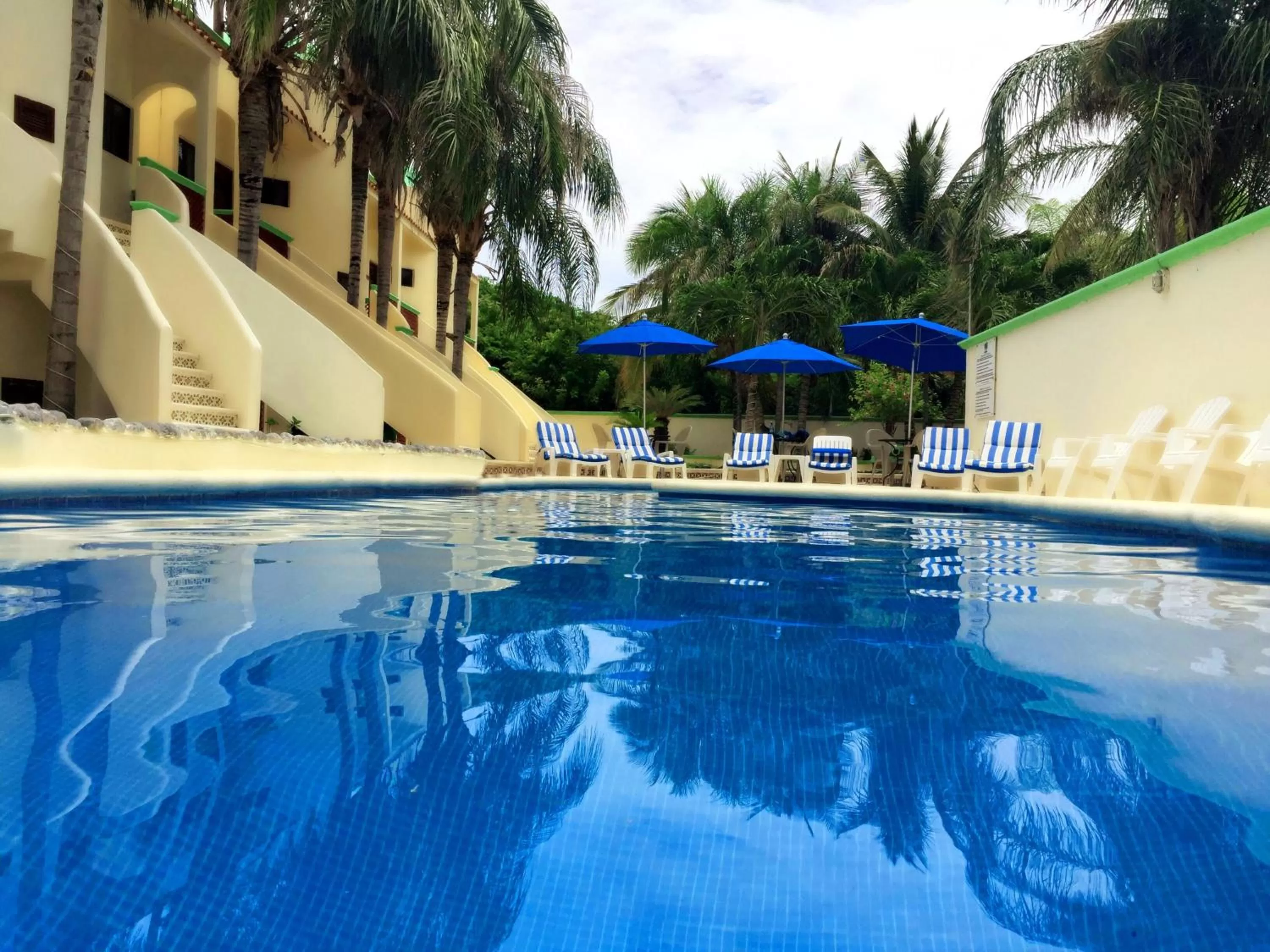 Swimming pool in Villas Coco Resort - All Suites