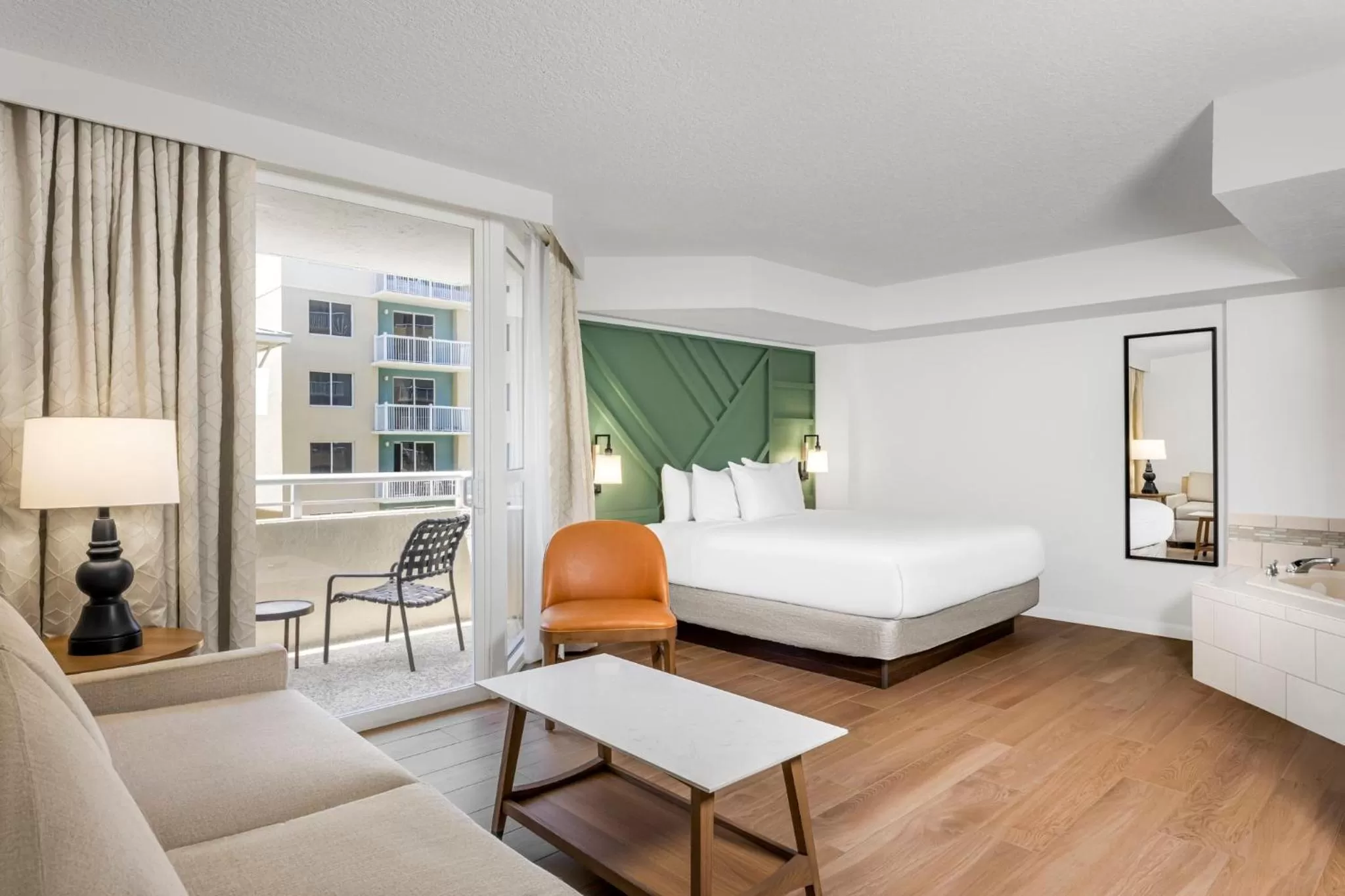 Food and drinks, Bed in Club Wyndham Santa Barbara