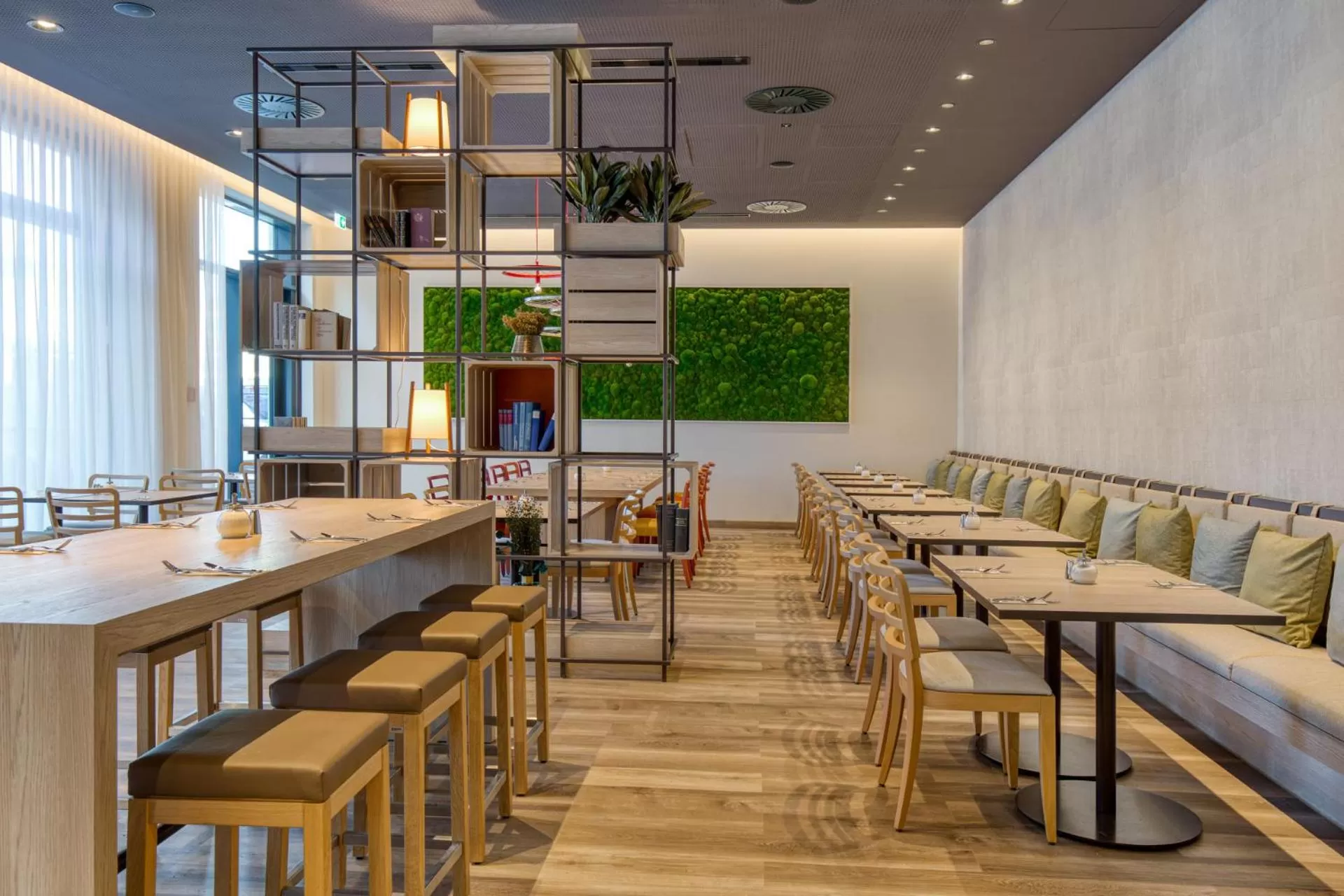 Restaurant/places to eat in IntercityHotel Berlin Airport BER Terminal 1 & 2