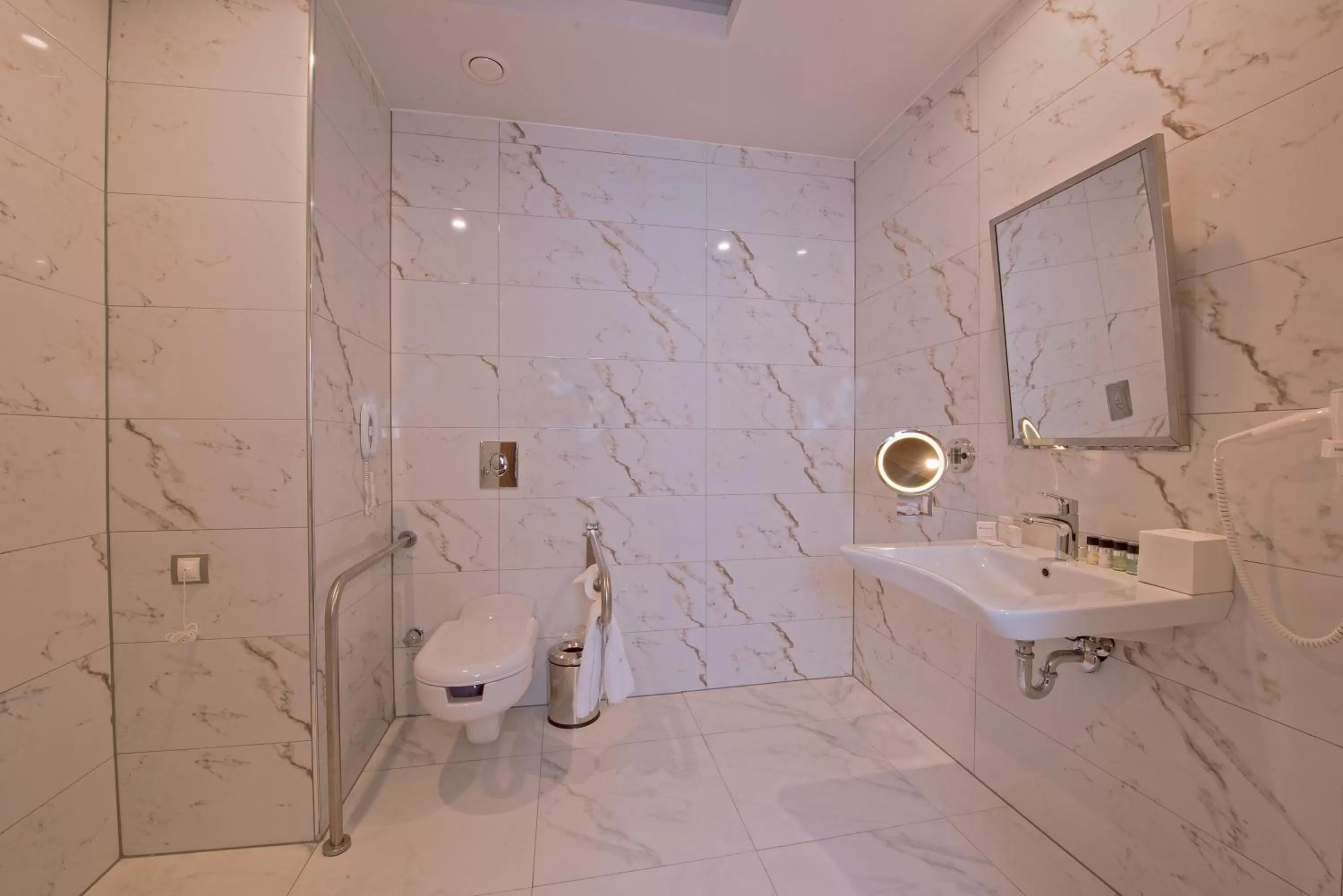 Bathroom in Ramada Plaza By Wyndham Konya